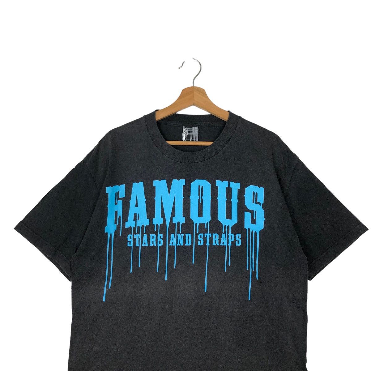 Japanese Brand RARE FAMOUS TEE BIG LOGO SPELL OUT STREETWEAR STYLE Y2K Size US L / EU 52-54 / 3 - 2 Thumbnail