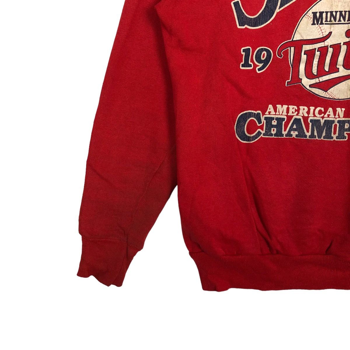 Japanese Brand VINTAGE 1987 WORLD SERIES MINNESOTA SWEATSHIRT BIG LOGO Size US M / EU 48-50 / 2 - 3 Thumbnail