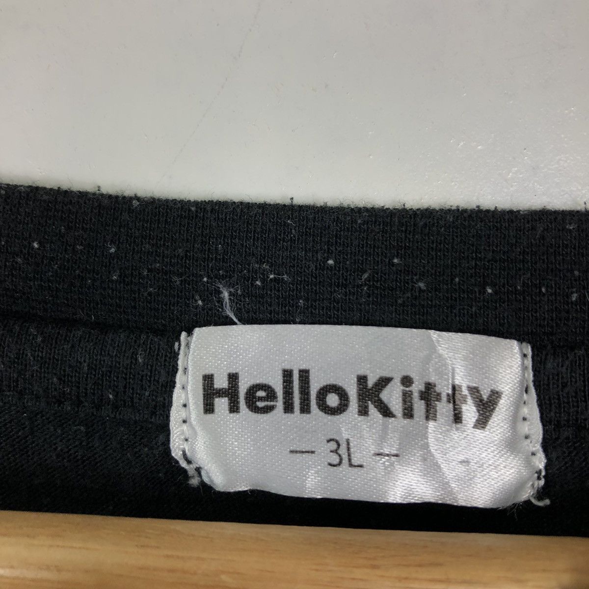 Cartoon Network VINTAGE OVERSIZED TEE HELLO KITTY BIG LOGO Size US L / EU 52-54 / 3 - 8 Thumbnail
