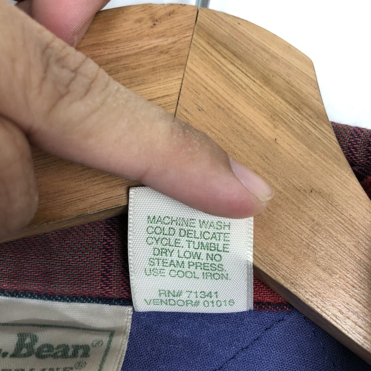 Japanese Brand VINTAGE FLANNEL WORK JACKET L L BEAN TARTAN DESIGN Size US M / EU 48-50 / 2 - 13 Thumbnail