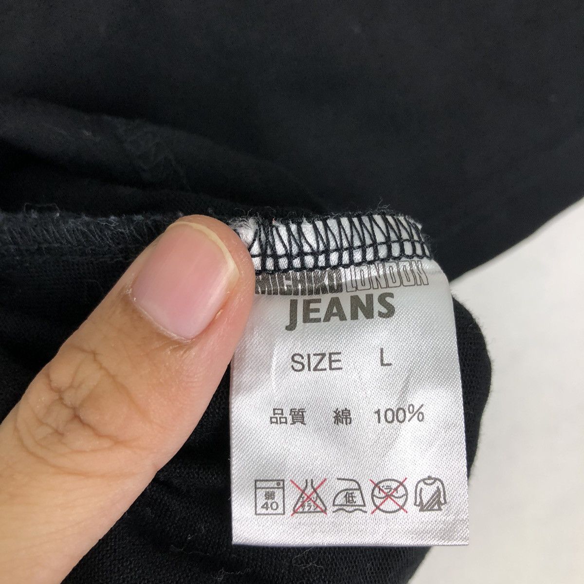 Japanese Brand VINTAGE T SHIRT BIG LOGO MICHIKO LONDON JEANS Size US L / EU 52-54 / 3 - 10 Thumbnail