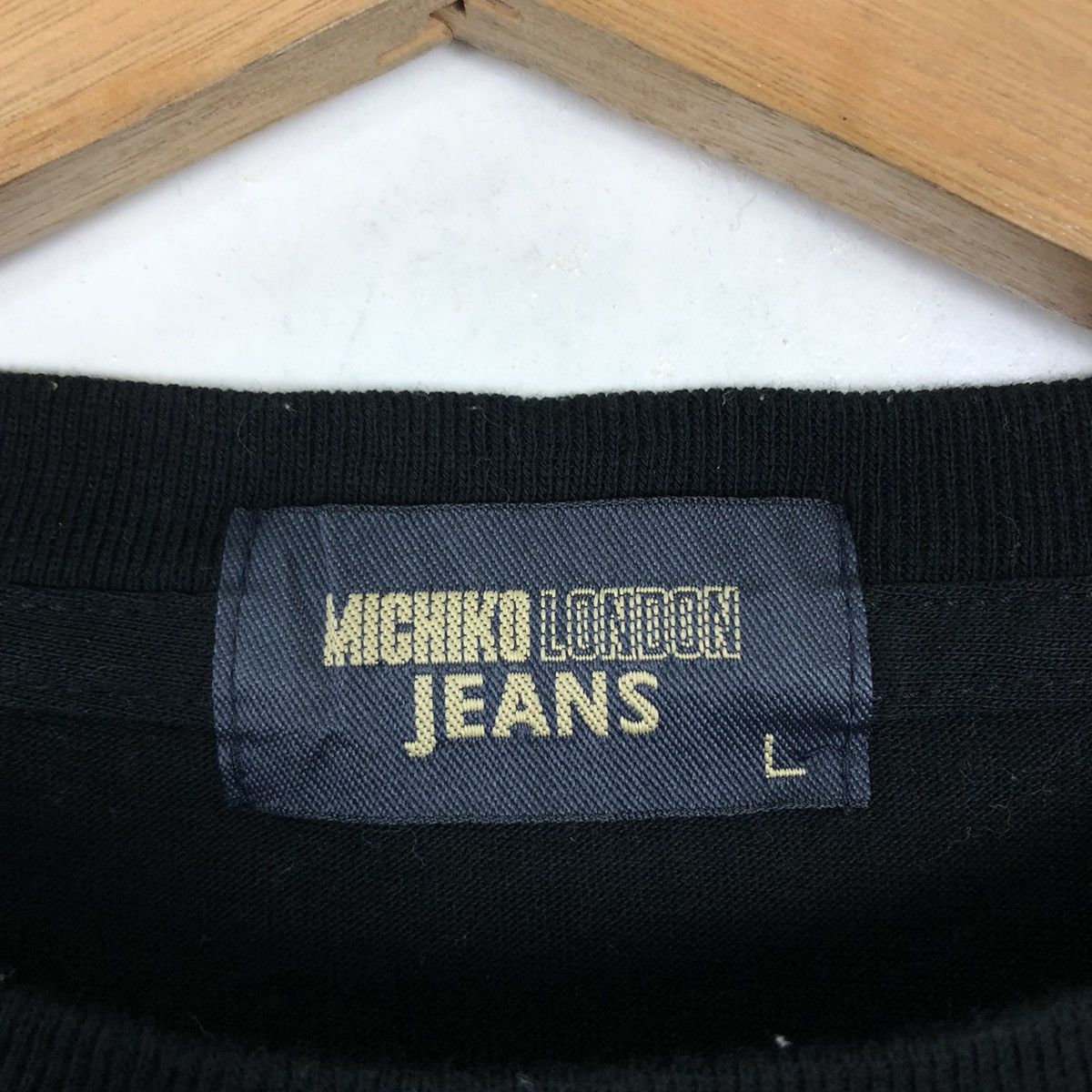 Japanese Brand VINTAGE T SHIRT BIG LOGO MICHIKO LONDON JEANS Size US L / EU 52-54 / 3 - 9 Thumbnail
