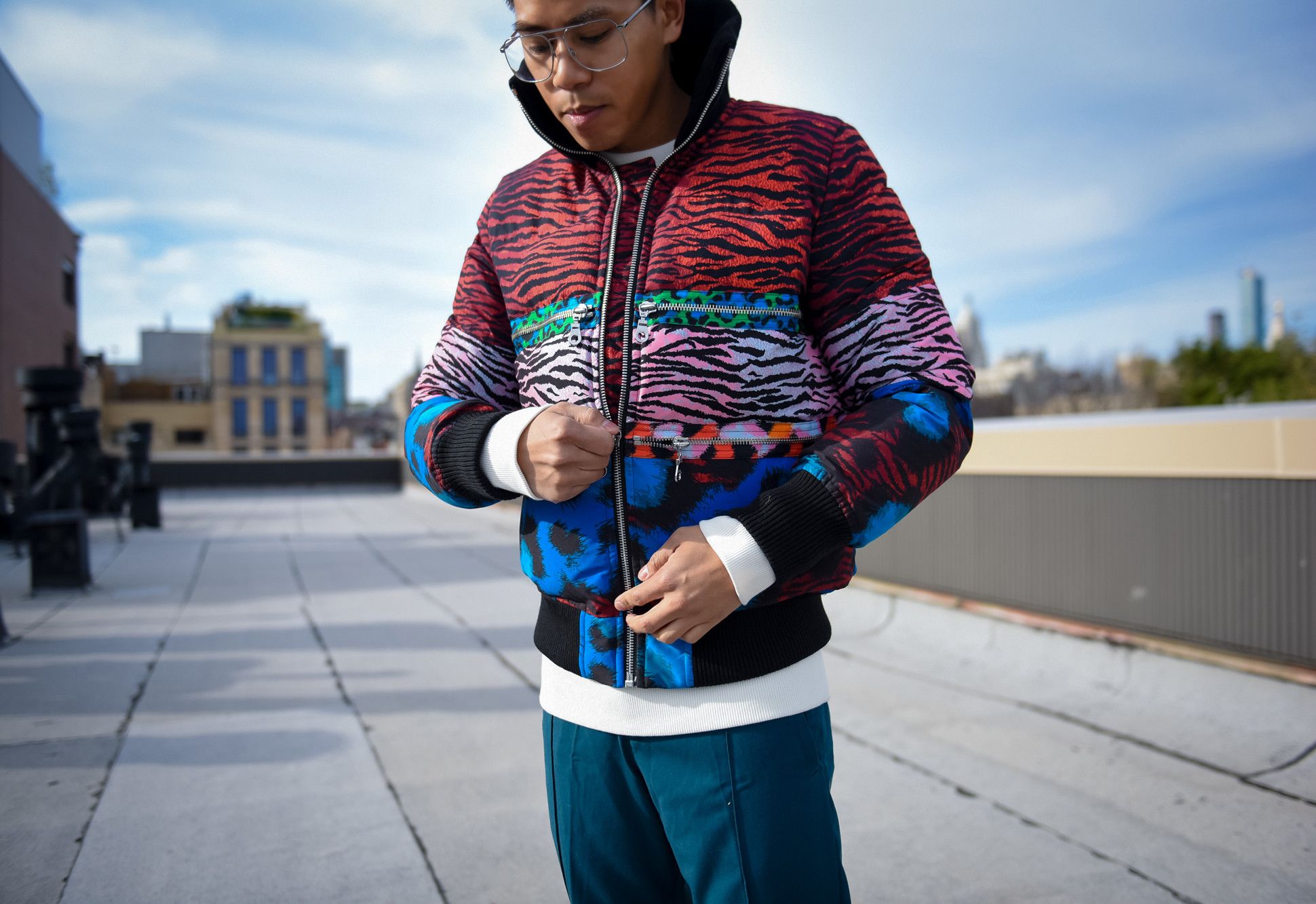 Japanese Brand × Kenzo Rare KENZO Puffer Down Bomber Jacket SOLD OUT Size US M / EU 48-50 / 2 - 2 Thumbnail