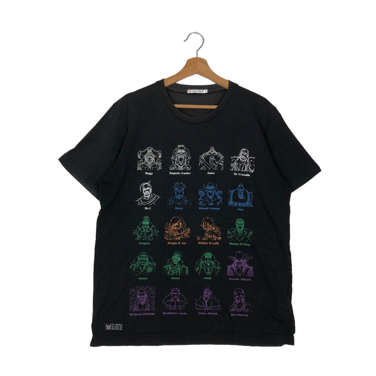 Japanese Brand VINTAGE ONE PIECE UNIQLO T SHIRT BIG LOGO STREETWEAR STYLE Size US XL / EU 56 / 4 - 1 Thumbnail