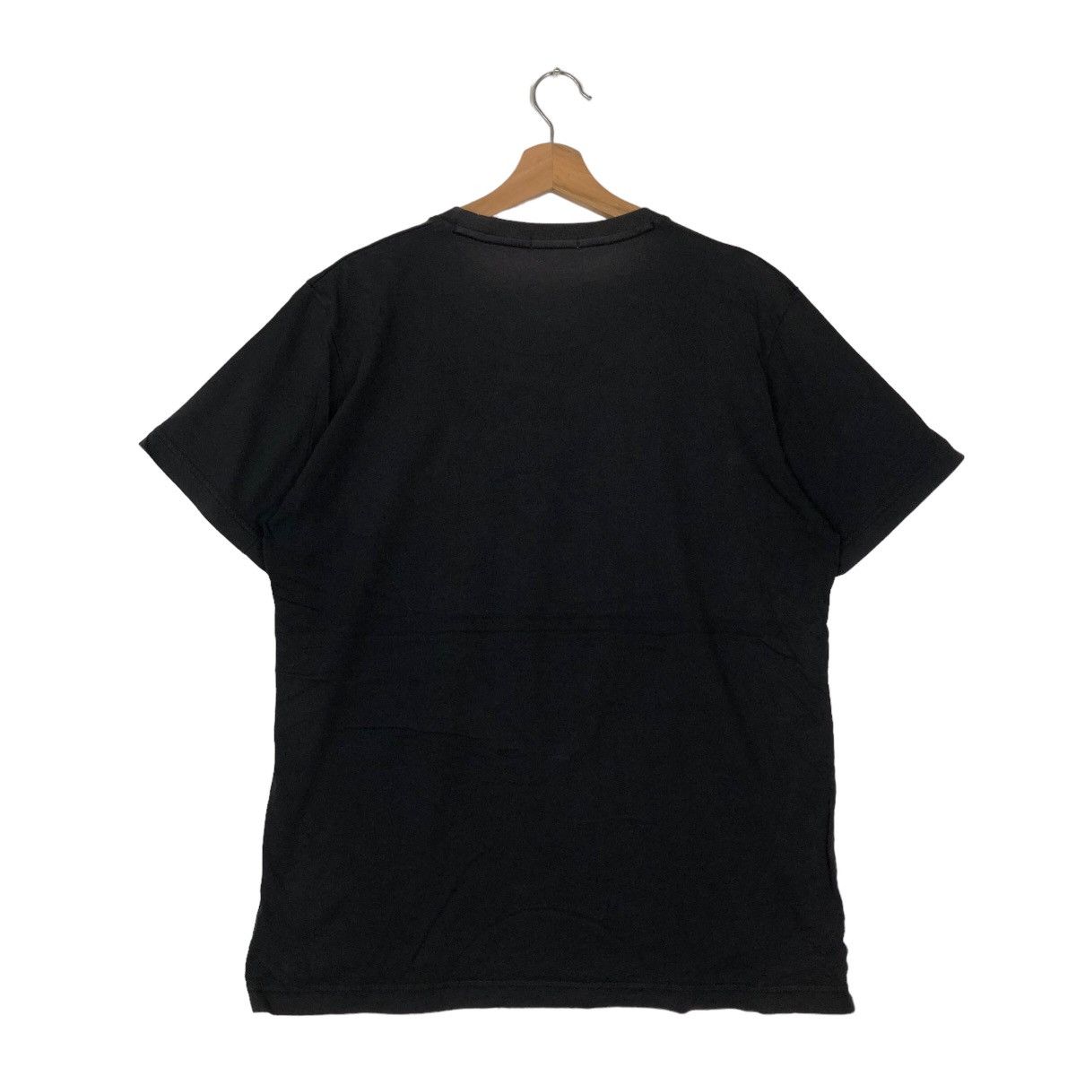 Japanese Brand VINTAGE ONE PIECE UNIQLO T SHIRT BIG LOGO STREETWEAR STYLE Size US XL / EU 56 / 4 - 7 Thumbnail