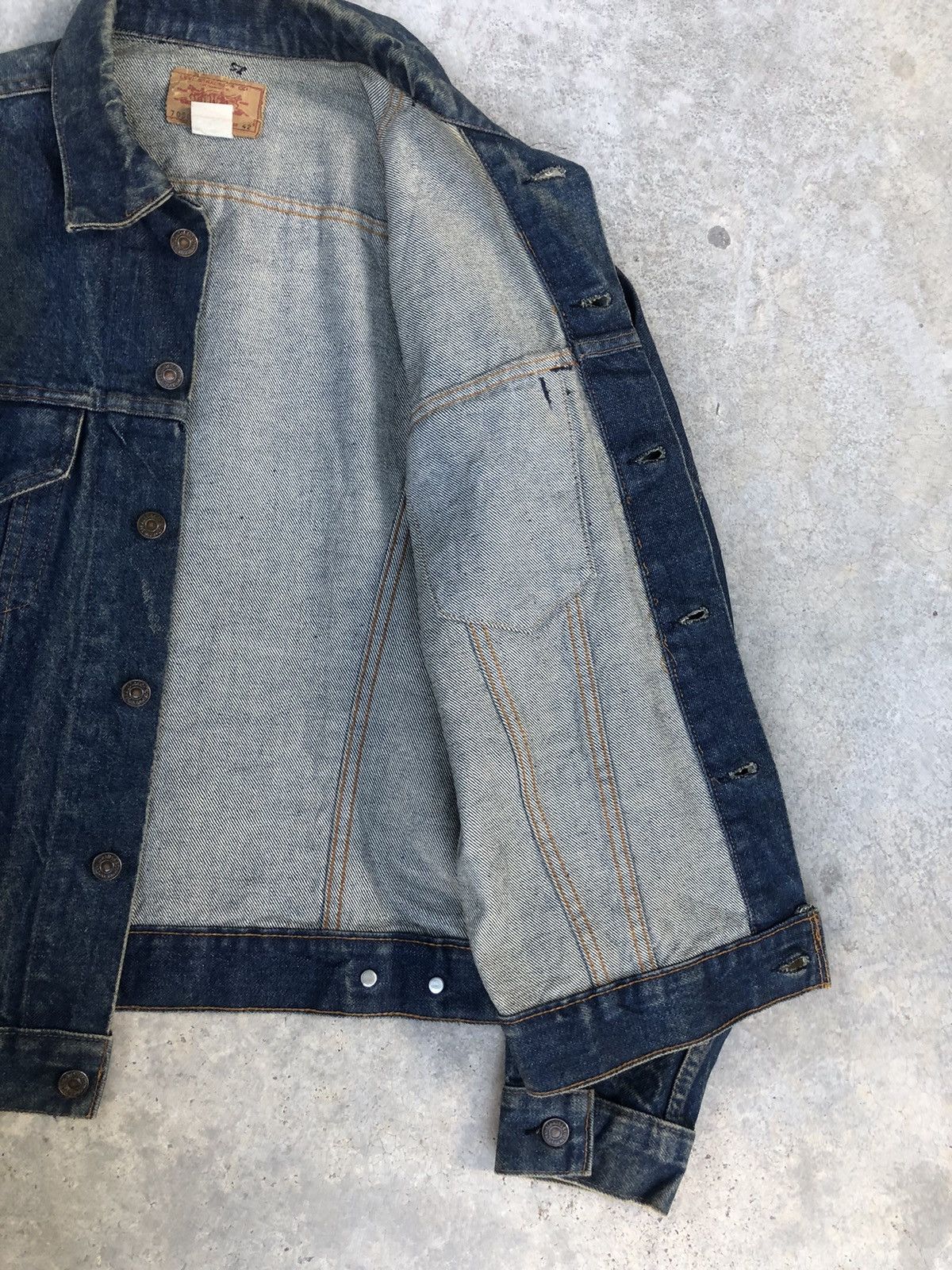 Levi's Vintage 80s Levi’s Denim Jacket Distressed Size US L / EU 52-54 / 3 - 13 Thumbnail