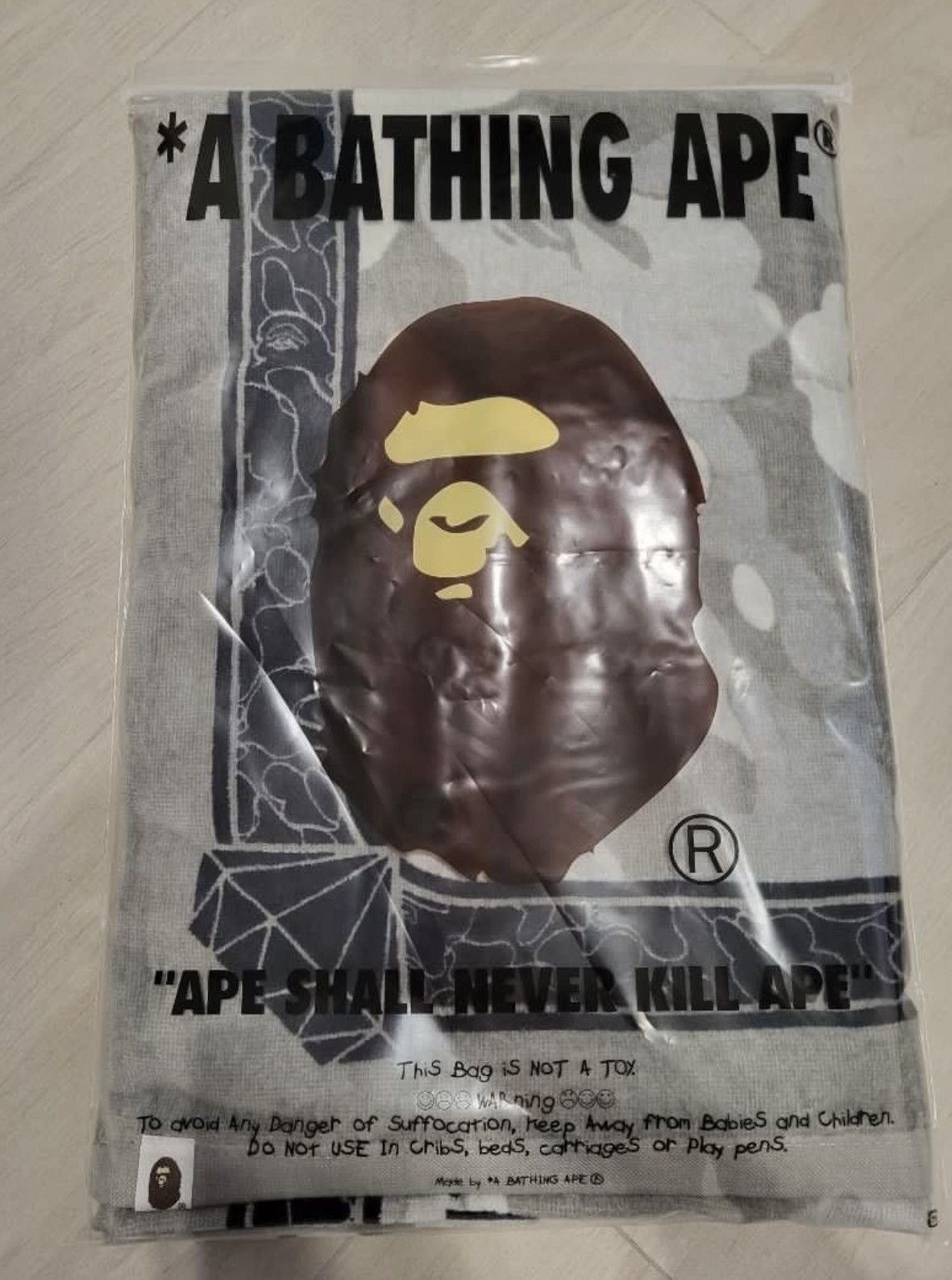 Bape Bape A Bathing Ape Amex American Express VIP Beach Towel Size ONE SIZE - 3 Thumbnail