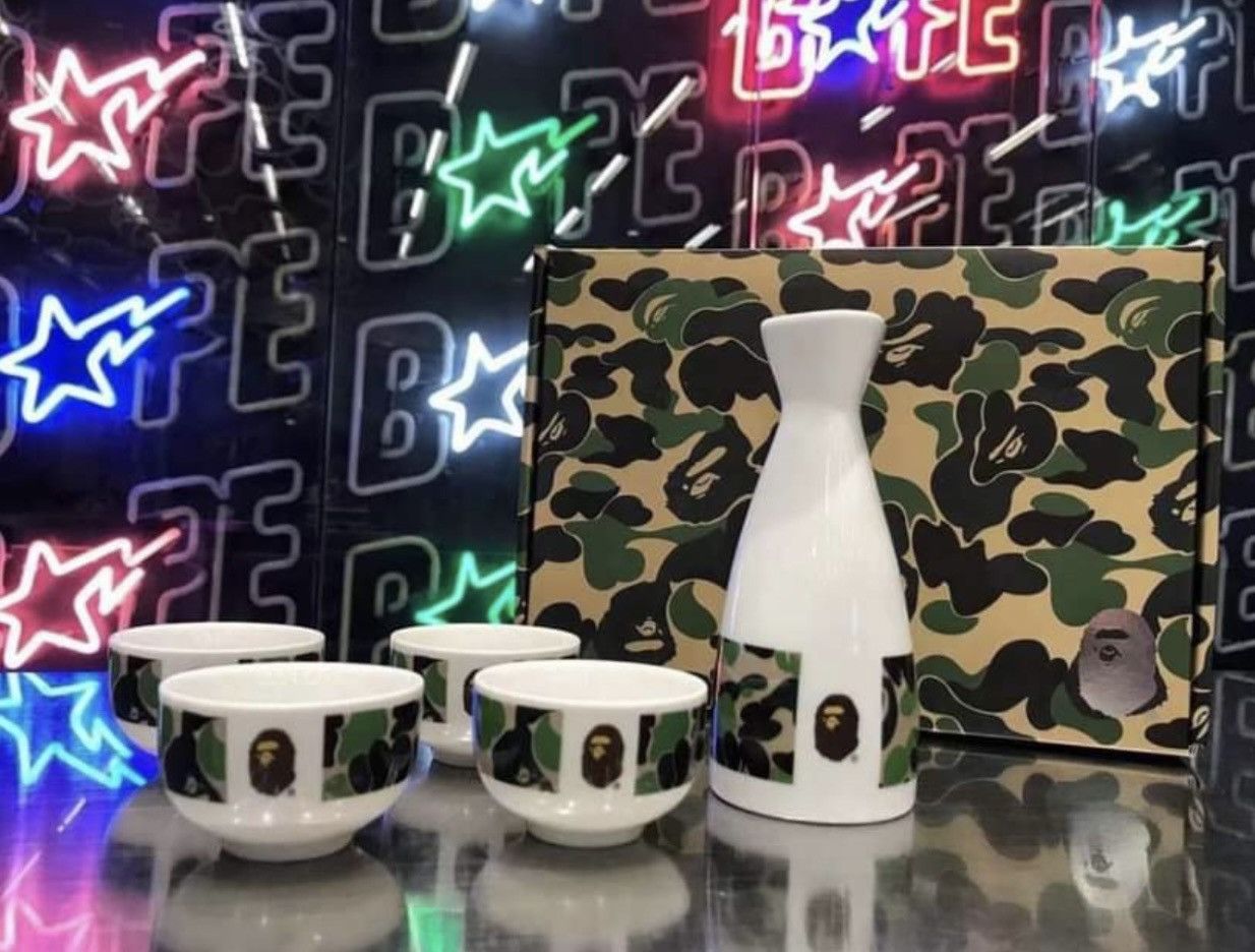 image of Bape A Bathing Ape Sake Wine Sochu Pot Shot Cup Boxset in Green, Men's