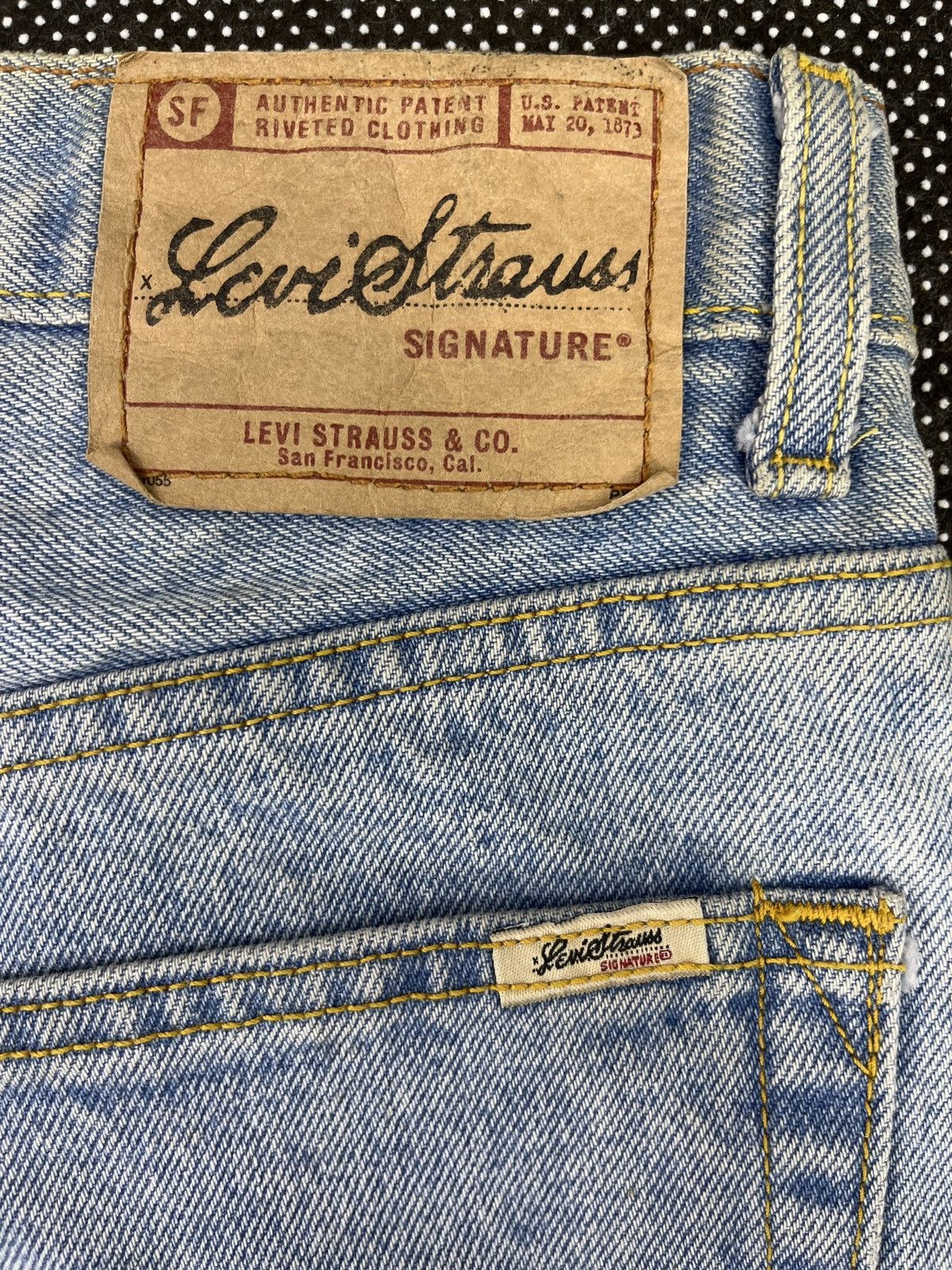Levi's Vintage Levis Signature Light Wash Jeans - J061 Size US 34 / EU 50 - 9 Thumbnail