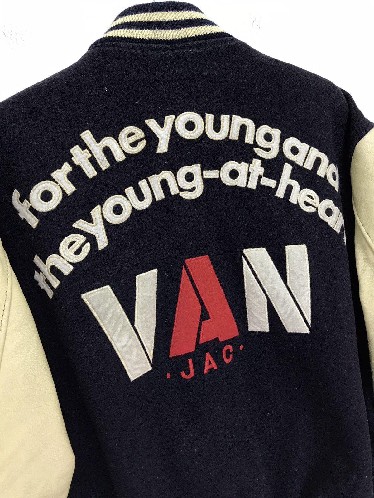 Japanese Brand Rare Vtg Van Jac Varsity Jacket Iconic Logo Wool Leather Size US M / EU 48-50 / 2 - 4 Thumbnail