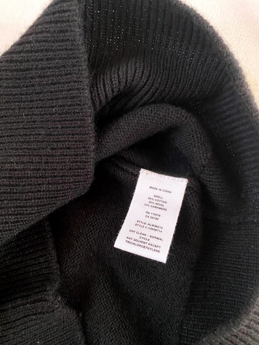Helmut Lang ⚡️QUICK SALE⚡️ Helmut Lang Black Slash V-neck Knit Size US XS / EU 42 / 0 - 5 Thumbnail