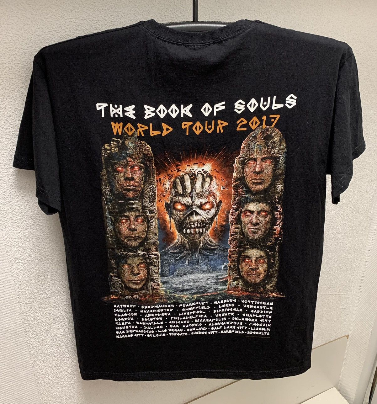 Band Tees Iron Maiden the book of souls vintage rock band t-shirt L Size US XL / EU 56 / 4 - 4 Thumbnail
