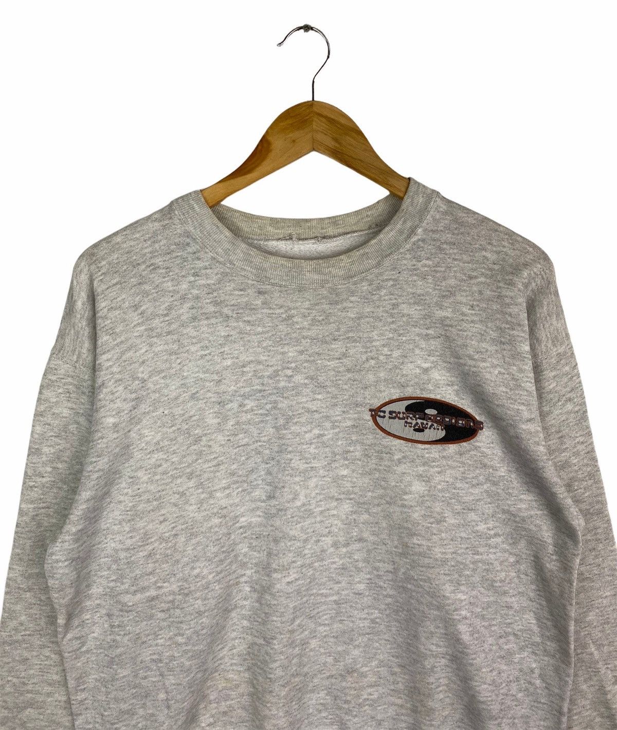 Vintage Vintage TOWN & COUNTRY Surfing Hawaii Sweatshirt Pullover Size US M / EU 48-50 / 2 - 3 Thumbnail