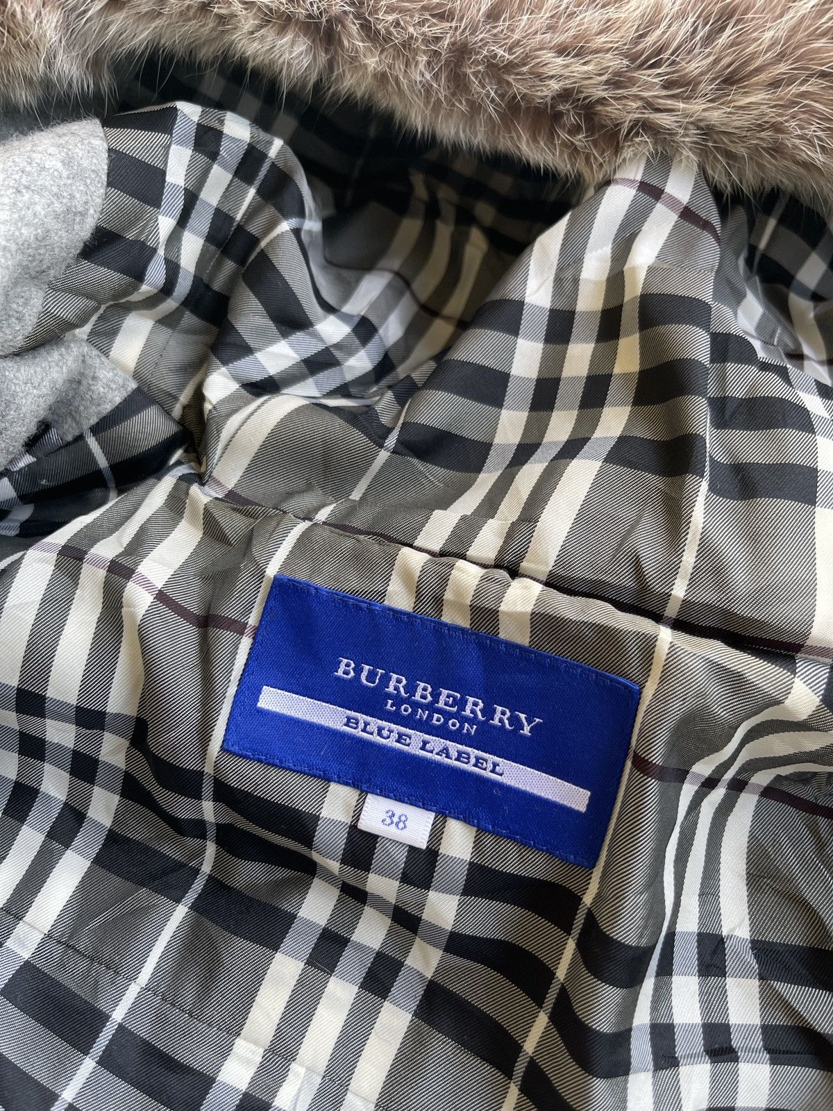 Burberry Burberry Rabbit Fur Trench Coat (size 38) Size S / US 4 / IT 40 - 14 Thumbnail
