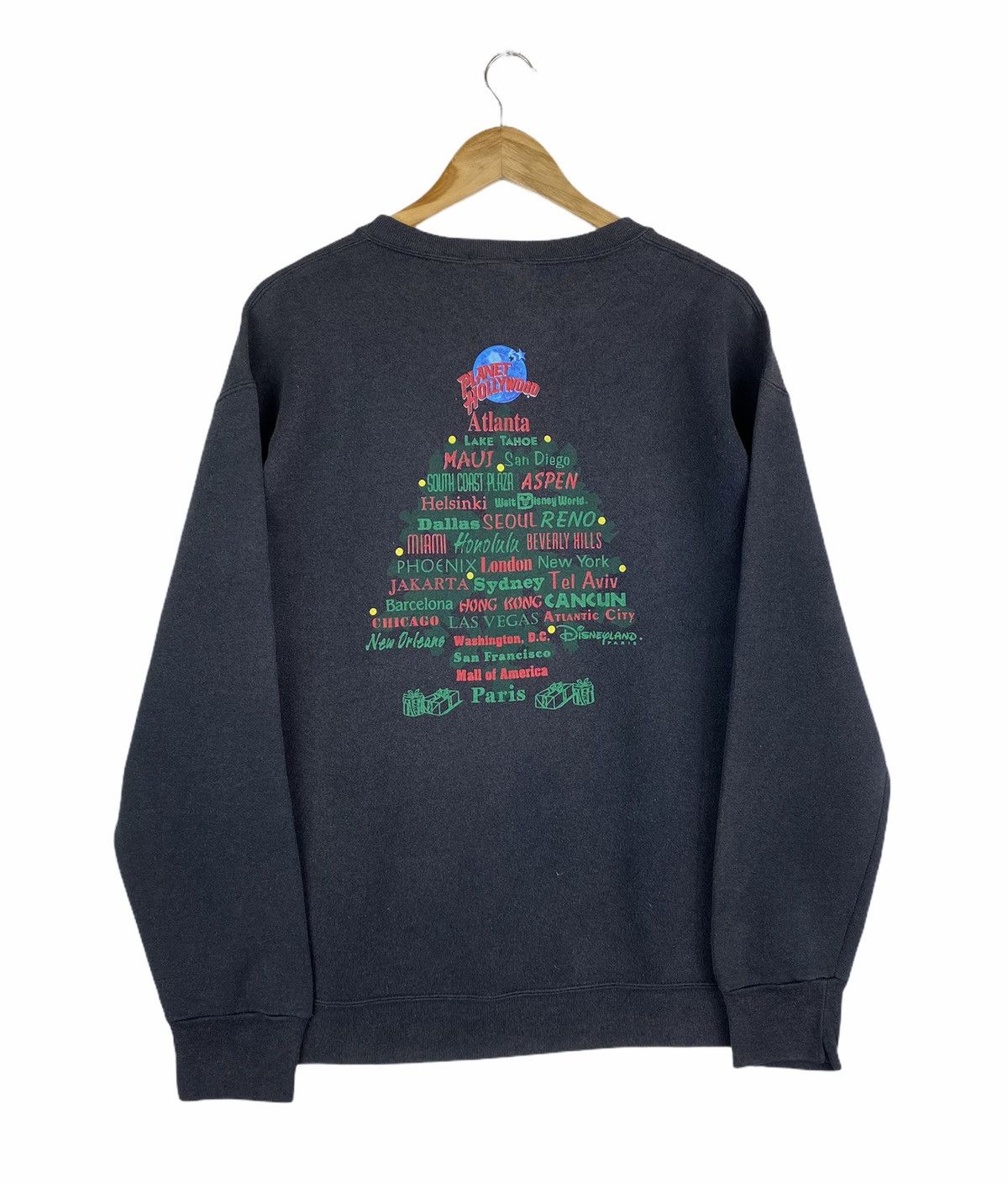 Planet Hollywood × Vintage Vintage PLANET HOLLYWOOD Holiday 95 Big Logo Sweatshirt Size US L / EU 52-54 / 3 - 2 Thumbnail