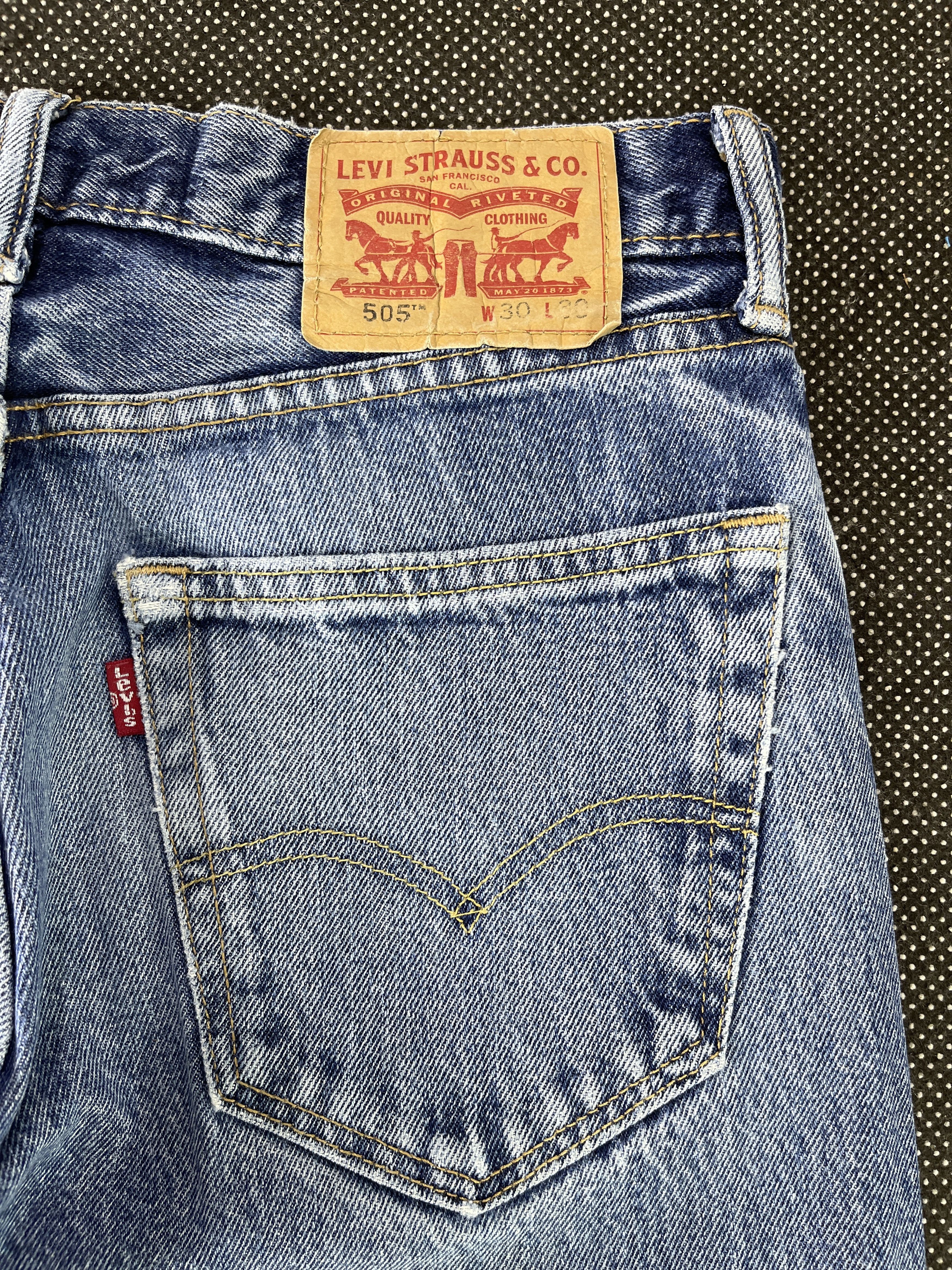 Levi's Vintage Levis 505 Distressed Knee Jeans - J346 Size US 31 - 11 Thumbnail
