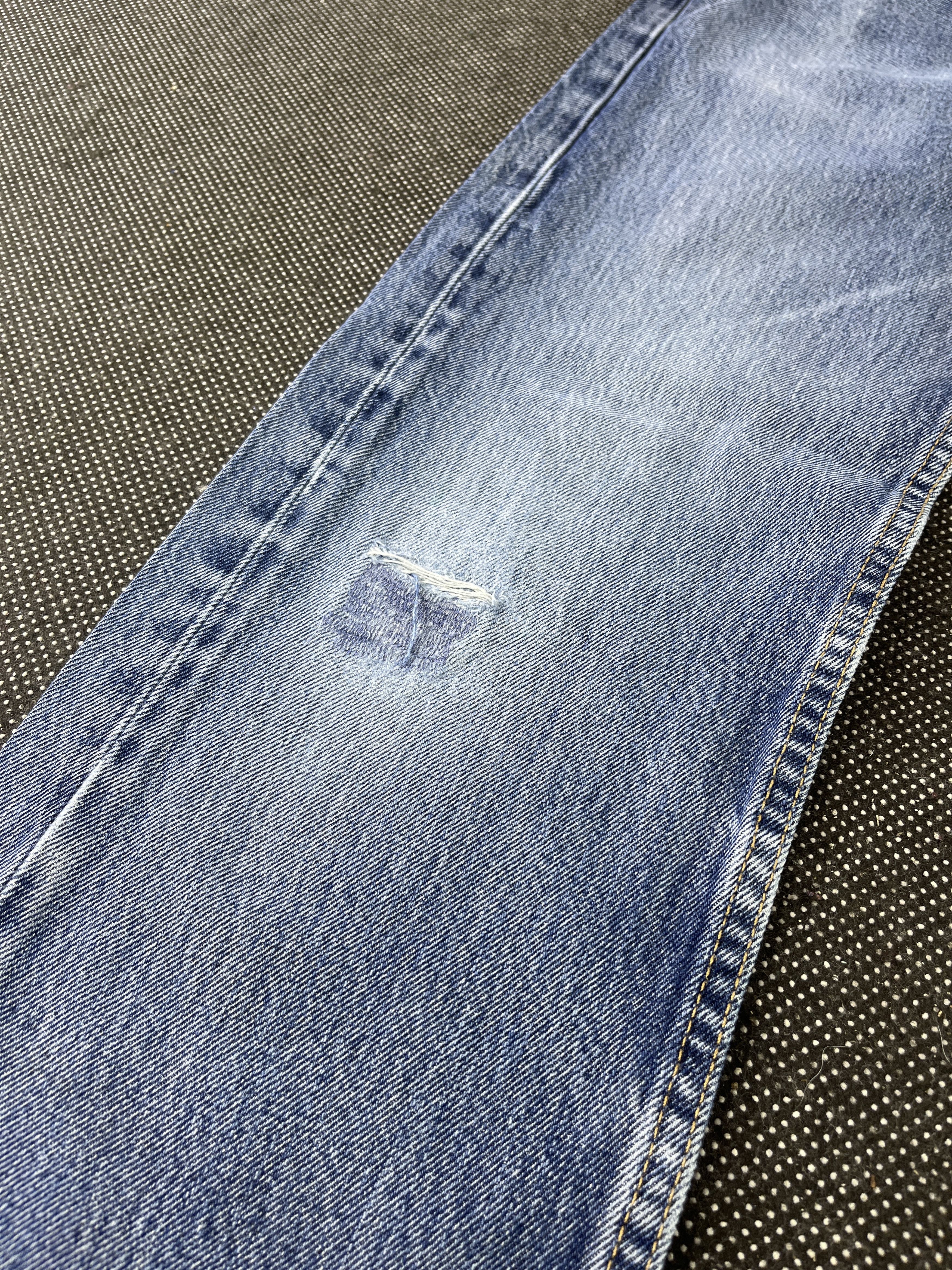 Levi's Vintage Levis 505 Distressed Knee Jeans - J346 Size US 31 - 7 Thumbnail