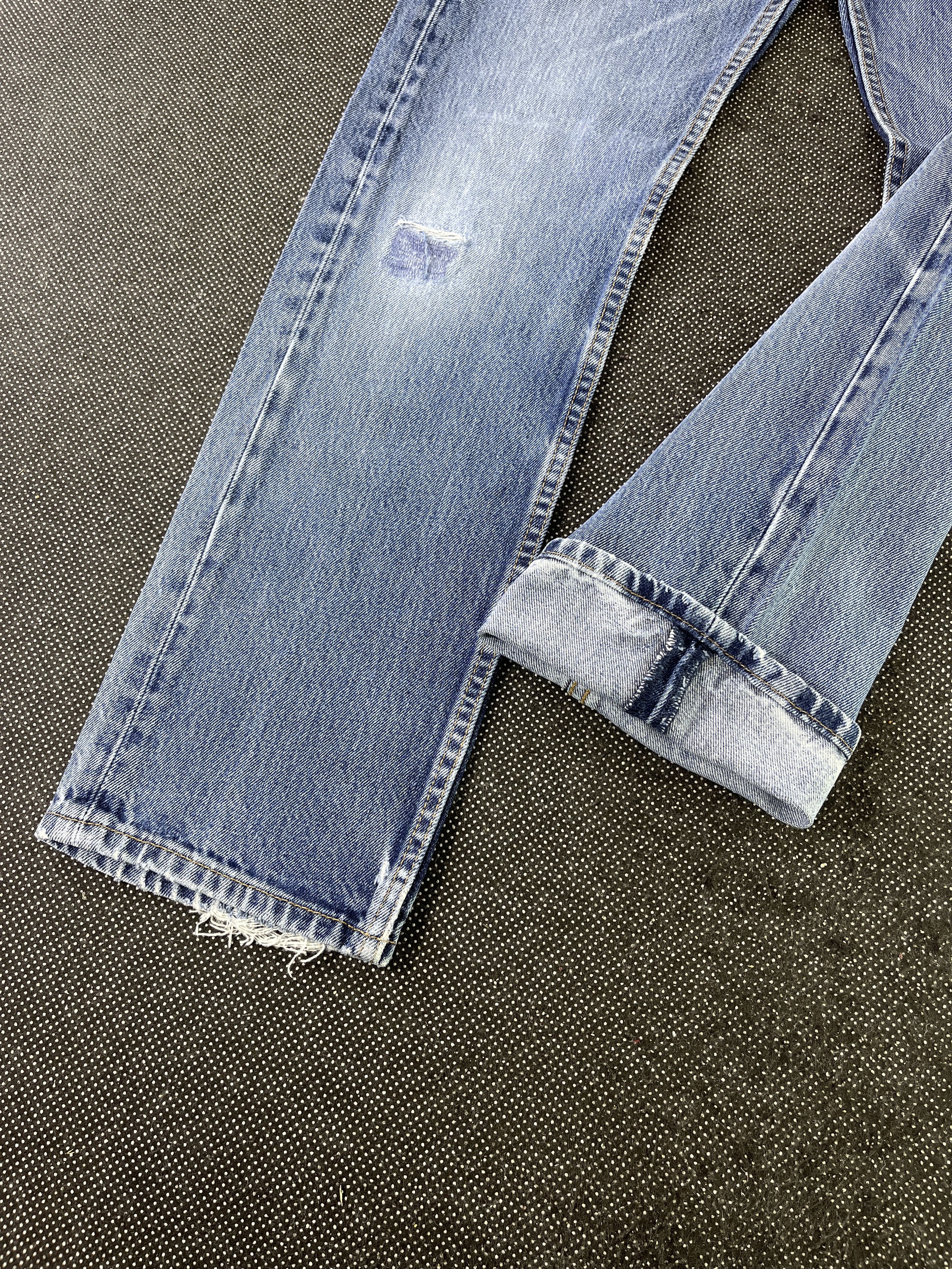 Levi's Vintage Levis 505 Distressed Knee Jeans - J346 Size US 31 - 5 Thumbnail