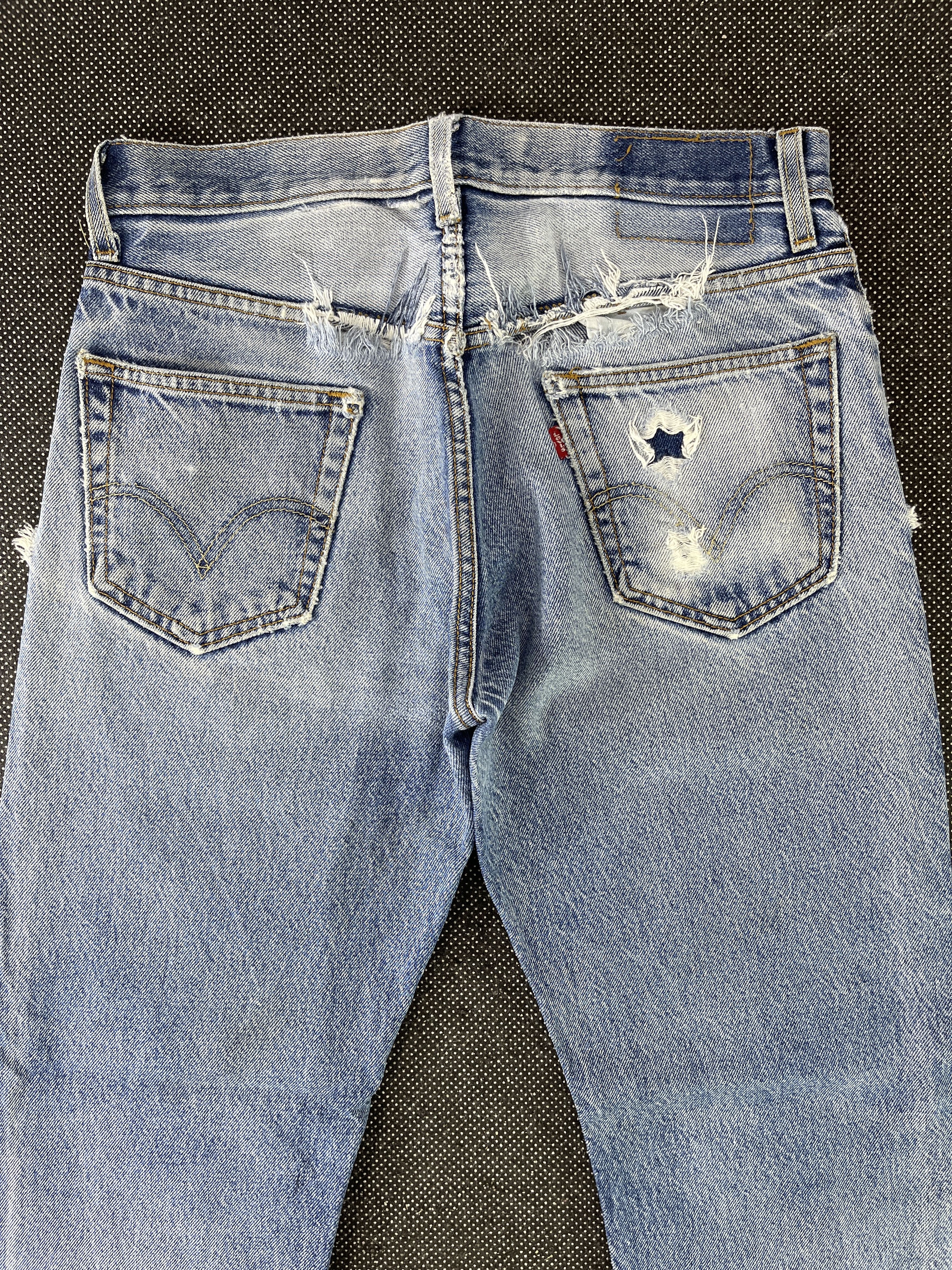Levi's Vintage Levis 505 Distressed Stone Wash Jeans - J337 Size US 32 / EU 48 - 4 Thumbnail