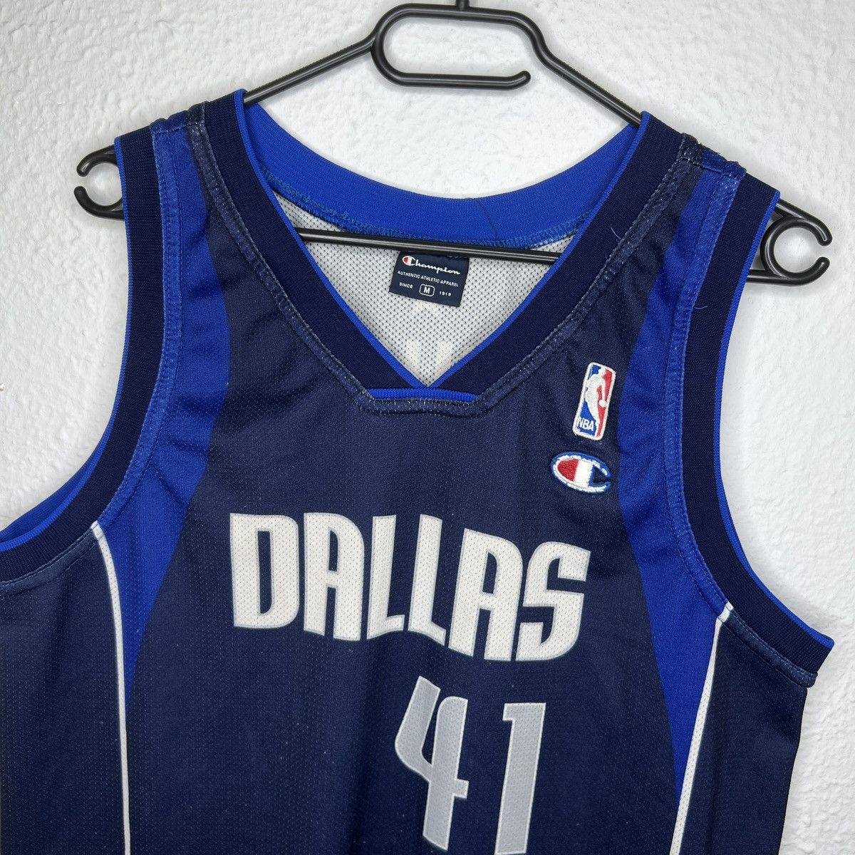 Champion Vintage Champion Authentic Jersey NBA Dallas Nowitzki 41 Size US M / EU 48-50 / 2 - 4 Thumbnail
