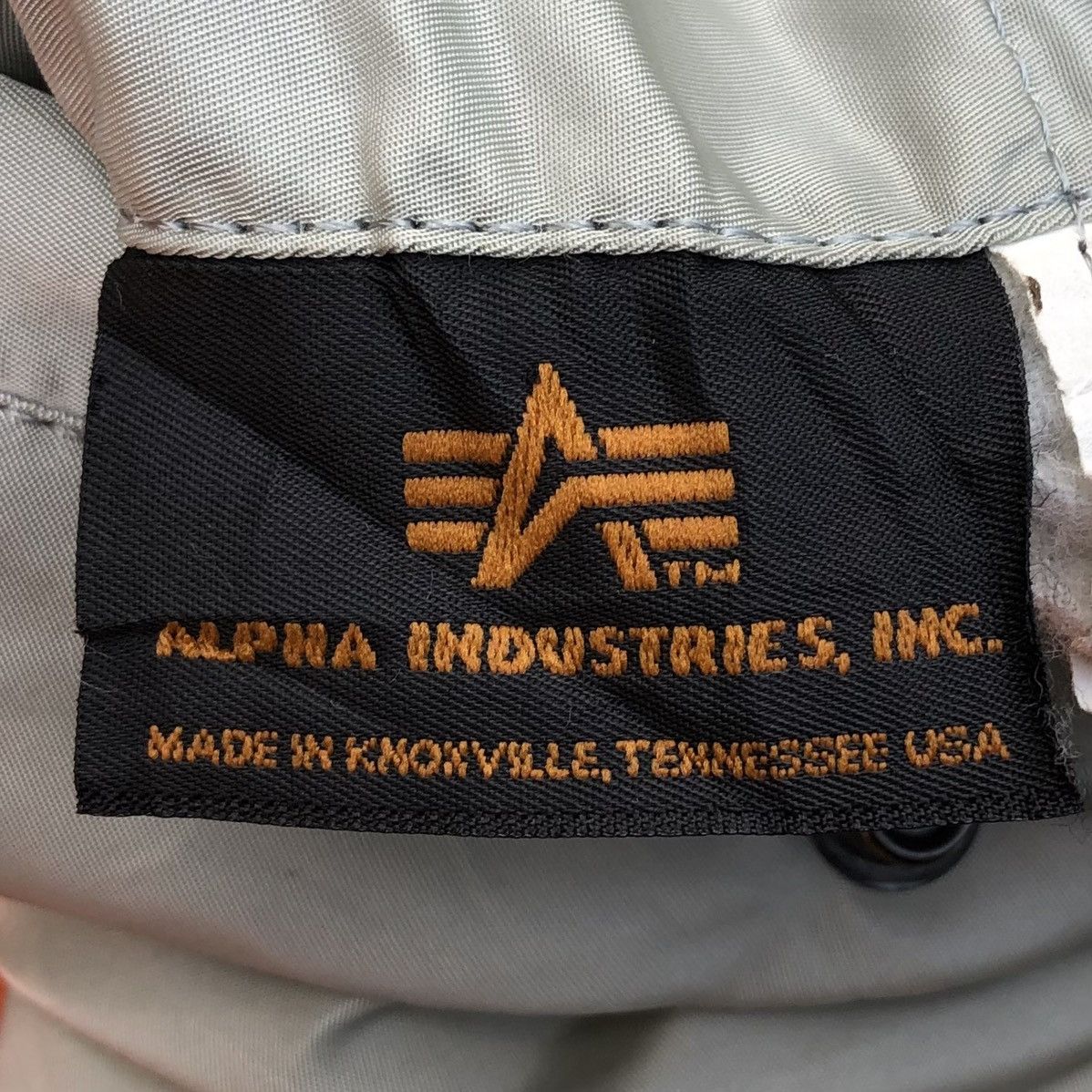 Alpha Industries Vintage Flyer's Man Intermediate MA-1 Bomber Flight Jacket Size US M / EU 48-50 / 2 - 14 Thumbnail