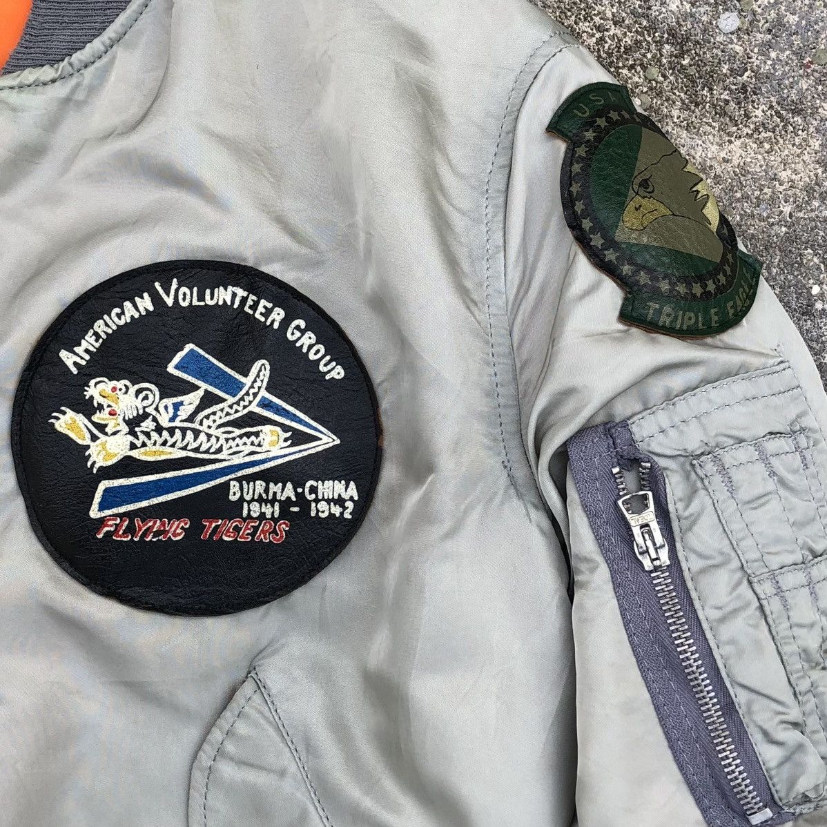 Alpha Industries Vintage Flyer's Man Intermediate MA-1 Bomber Flight Jacket Size US M / EU 48-50 / 2 - 5 Thumbnail