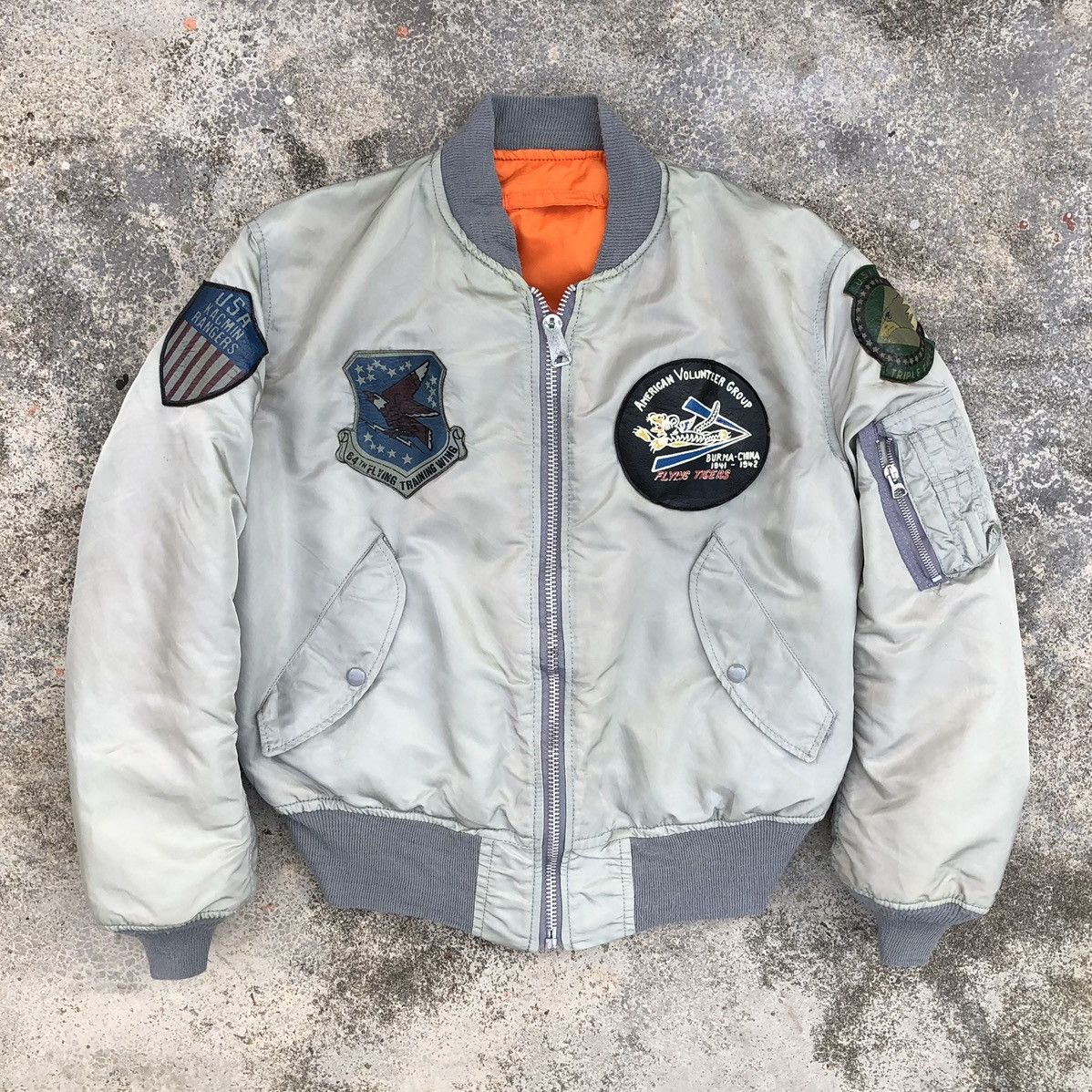 Alpha Industries Vintage Flyer's Man Intermediate MA-1 Bomber Flight Jacket Size US M / EU 48-50 / 2 - 9 Thumbnail