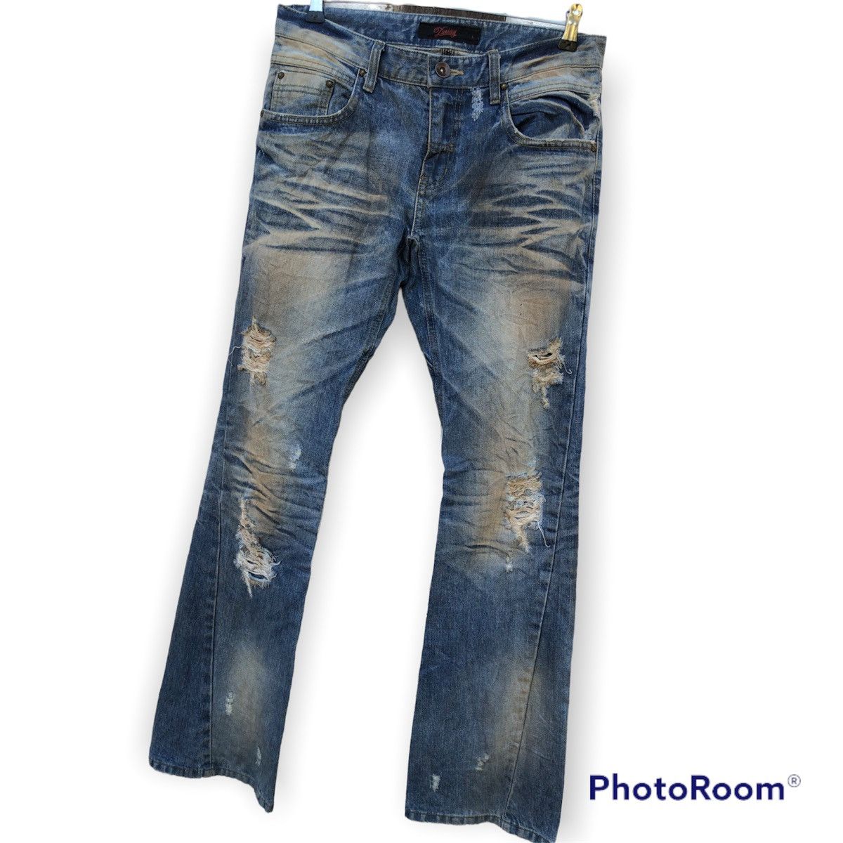 Japanese Brand 🔥Flared🔥Jeans Distress Daisy Bootcut Size US 32 / EU 48 - 1 Thumbnail