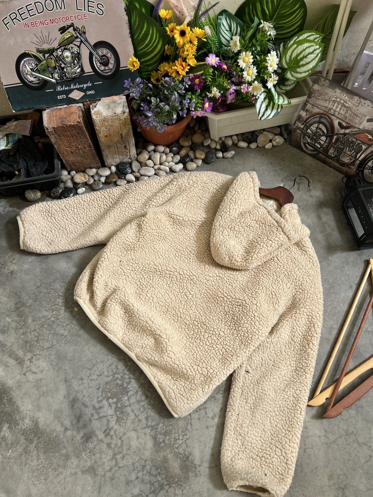 Japanese Brand × Vintage VTG 🖤 Japanese Deep Pile Sherpa Quilted Jacket With Hoodie Size US M / EU 48-50 / 2 - 8 Thumbnail