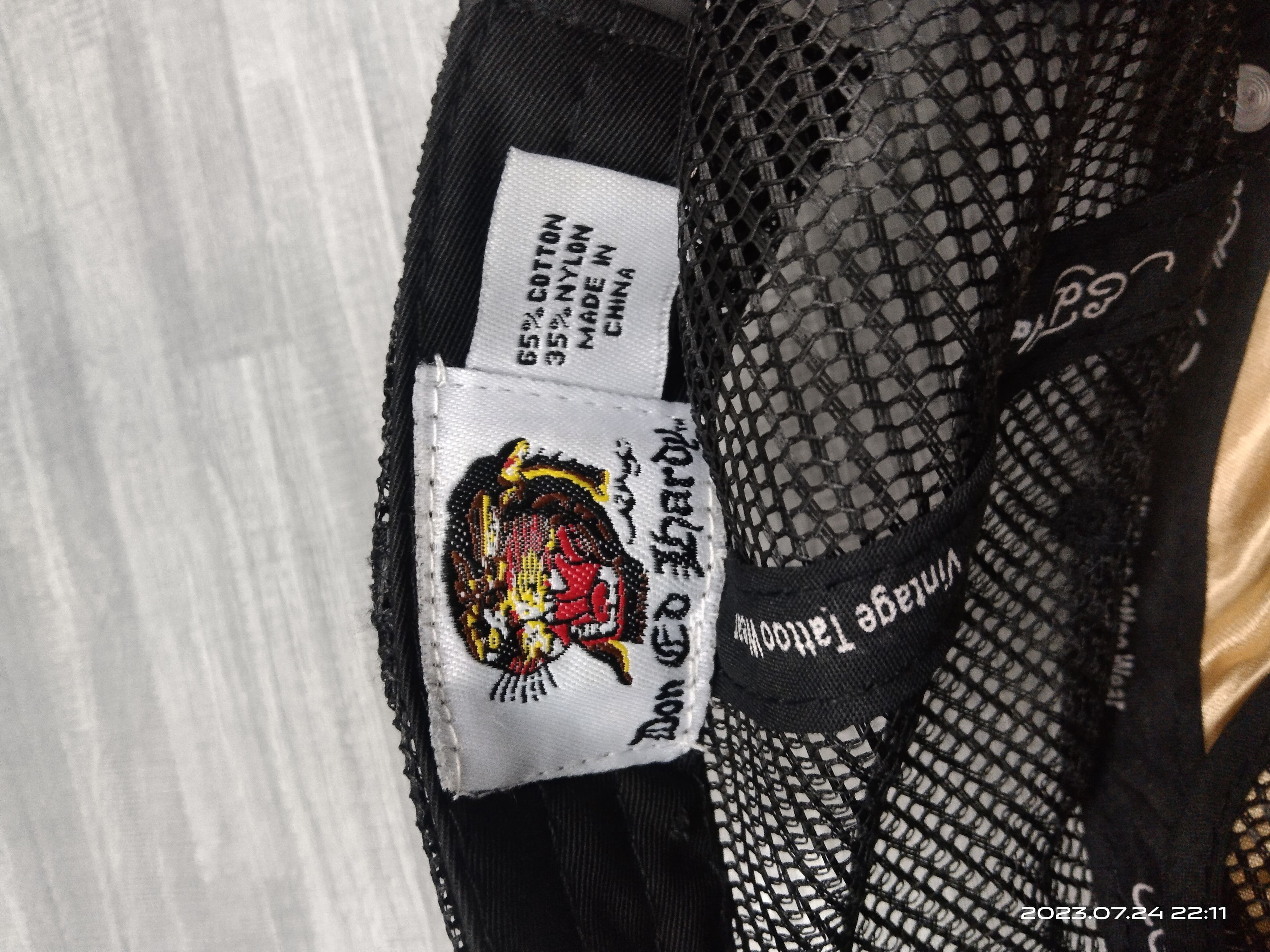 Christian Audigier ED HARDY BY CHRISTIAN AUDIGIER SKULL SWAROVSKI TRUCKER HAT Size ONE SIZE - 5 Thumbnail