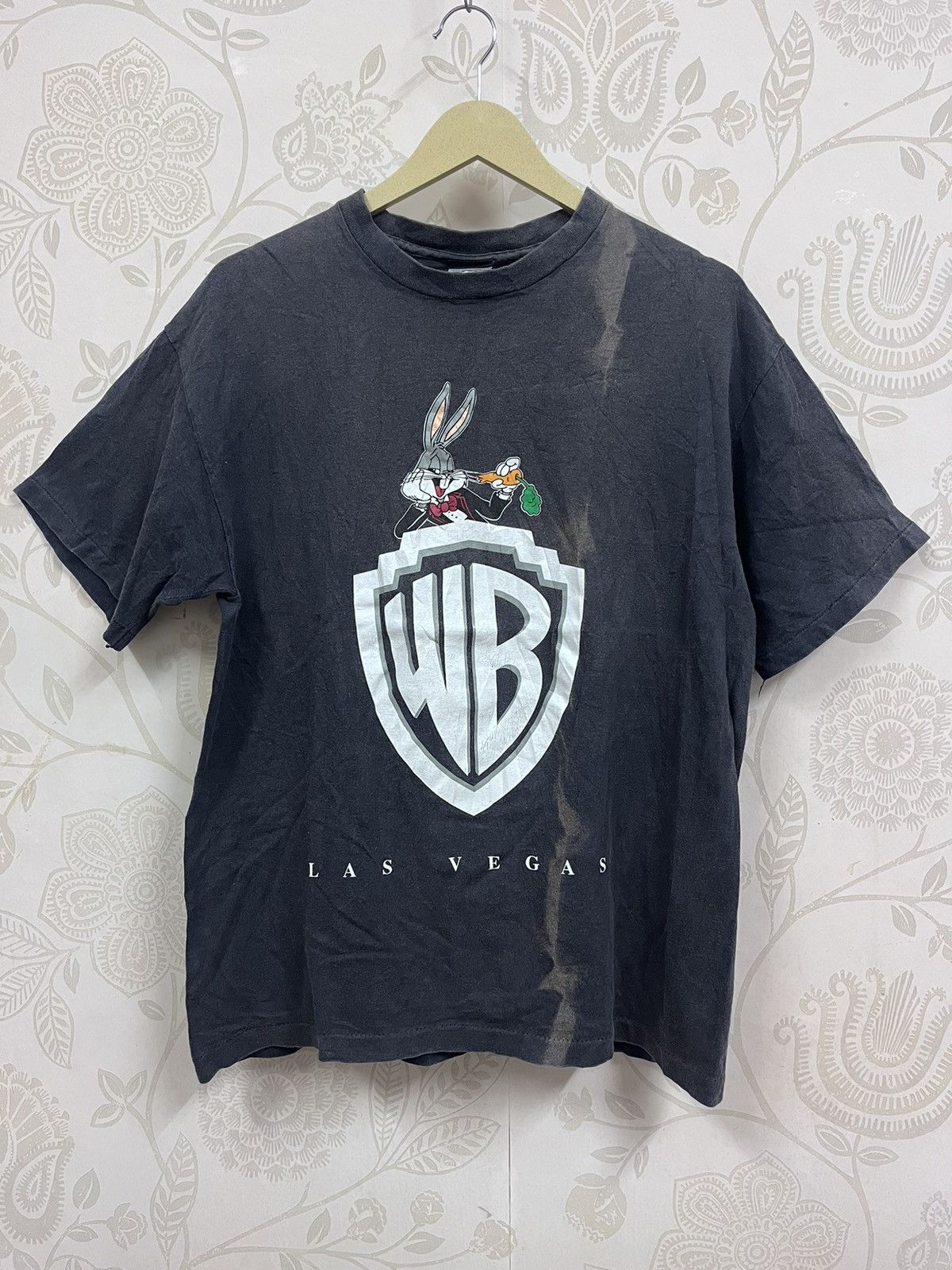 Cartoon Network × Vintage × Warner Bros Vintage 1991 Bugs Bunny Warner Bros Faded TShirt USA Size US L / EU 52-54 / 3 - 1 Thumbnail