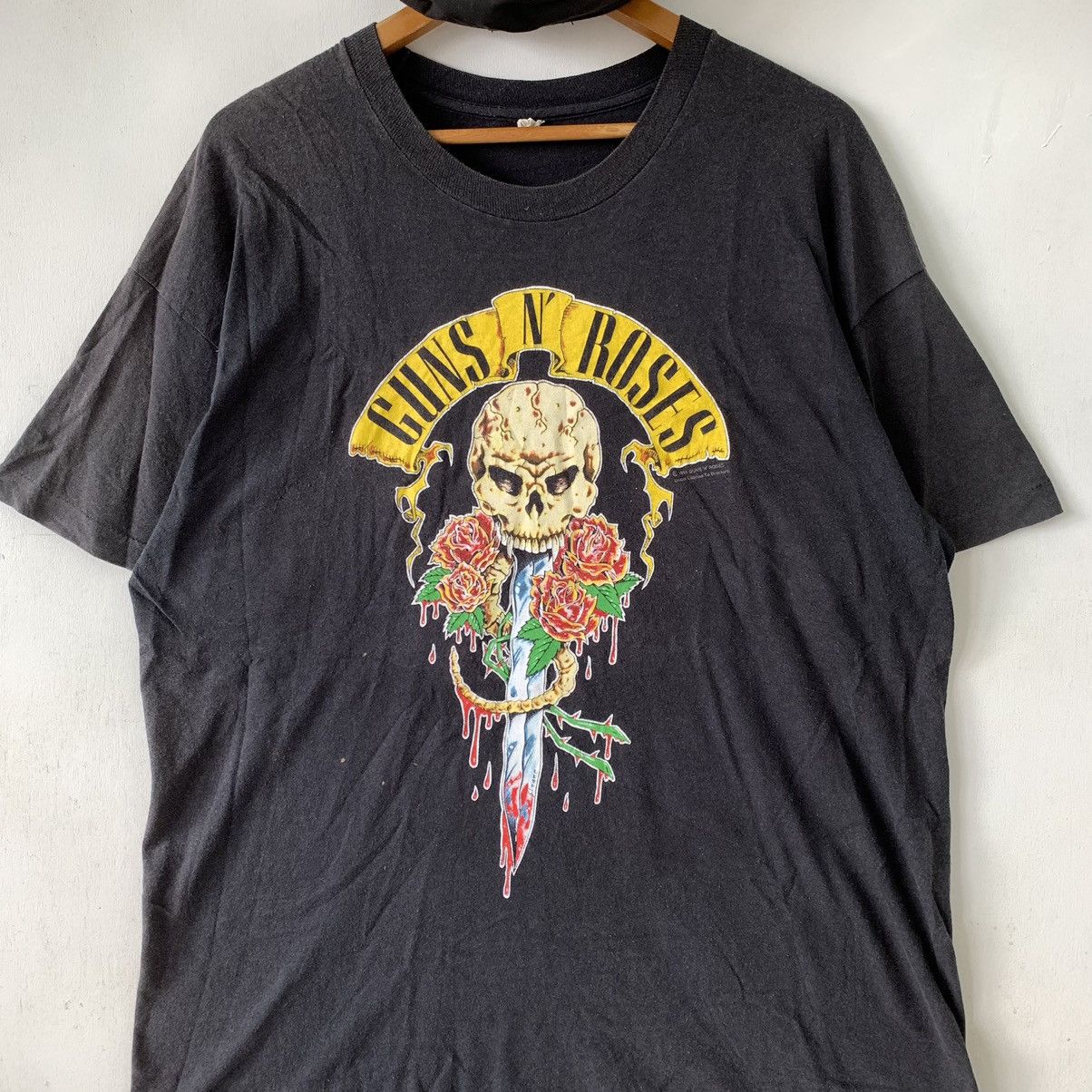 Band Tees × Guns N' Roses × Vintage Vintage 90s Guns N Roses Tshirt Got Extra Hat! Size US XL / EU 56 / 4 - 2 Thumbnail