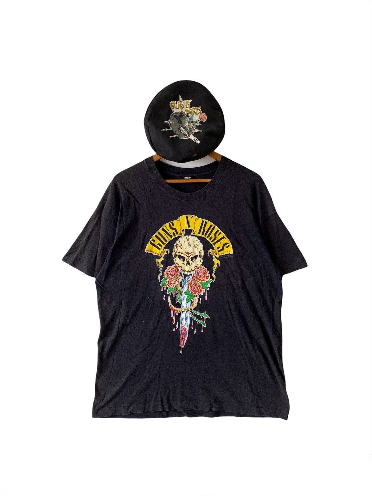 Band Tees × Guns N' Roses × Vintage Vintage 90s Guns N Roses Tshirt Got Extra Hat! Size US XL / EU 56 / 4 - 1 Thumbnail