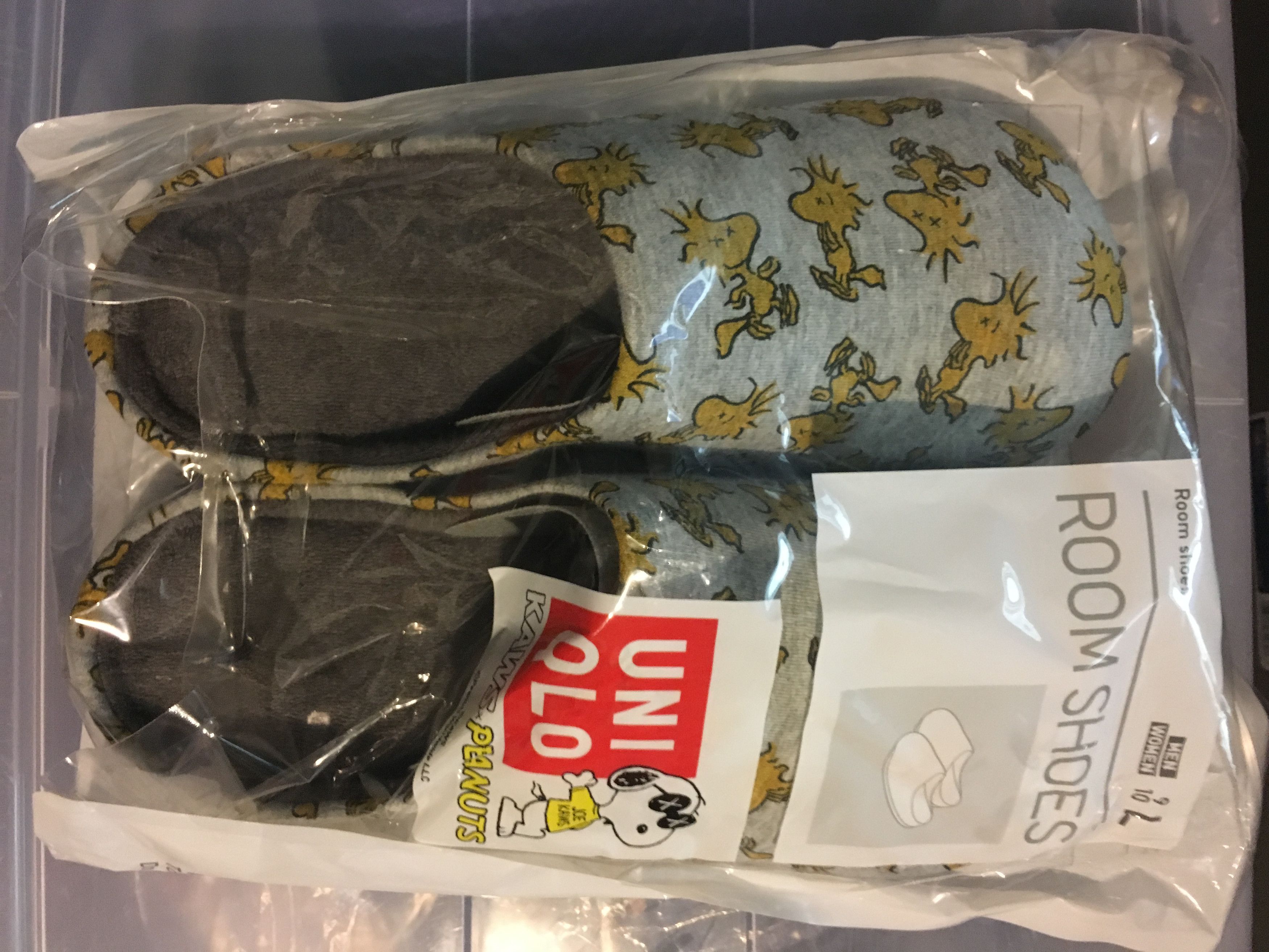 Uniqlo X Peanuts Woodstock Room Shoes Size L