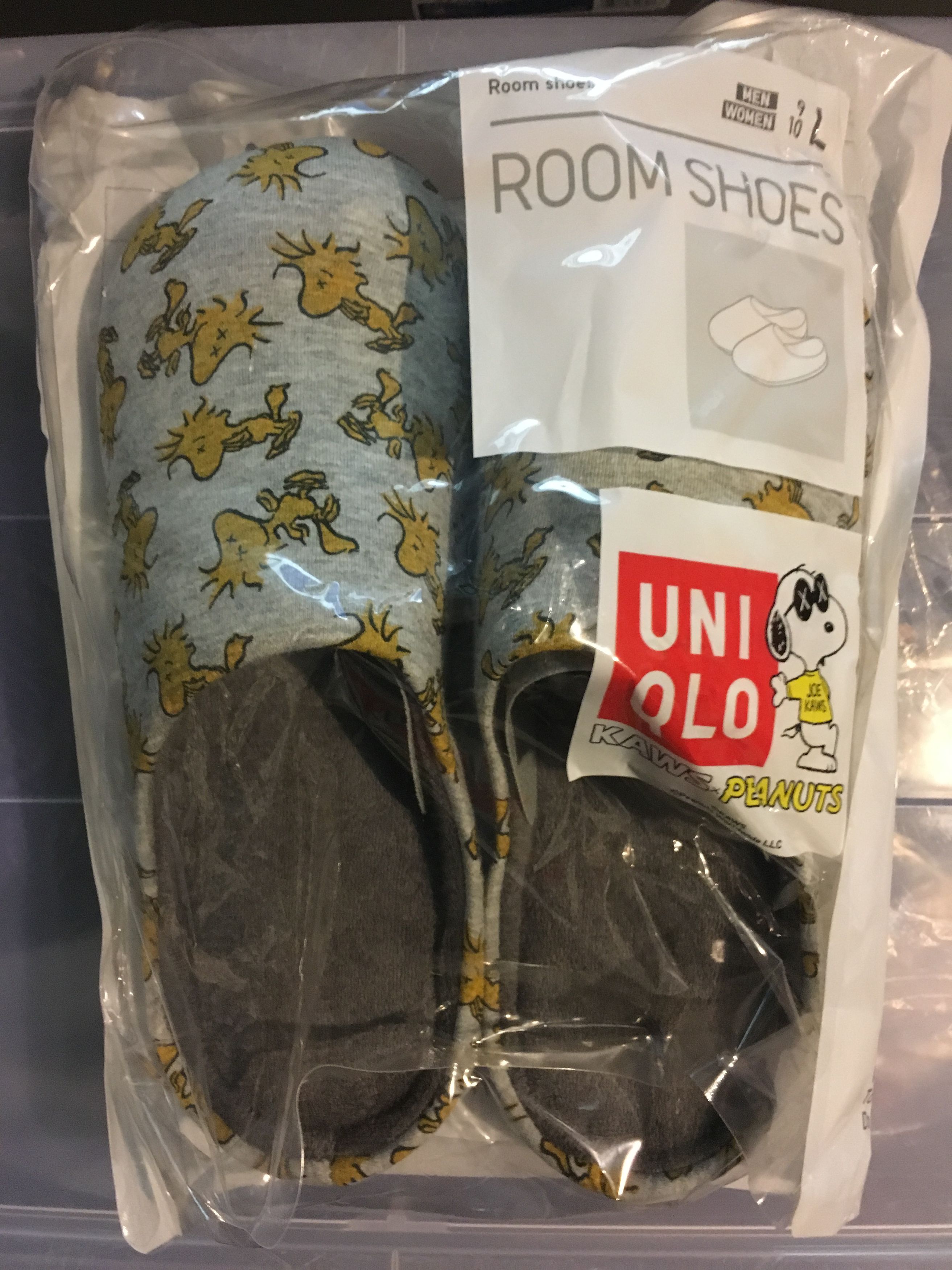 Kaws × Peanuts × Uniqlo Uniqlo X Peanuts Woodstock Room Shoes Size L Size US 9 / EU 42 - 1 Thumbnail