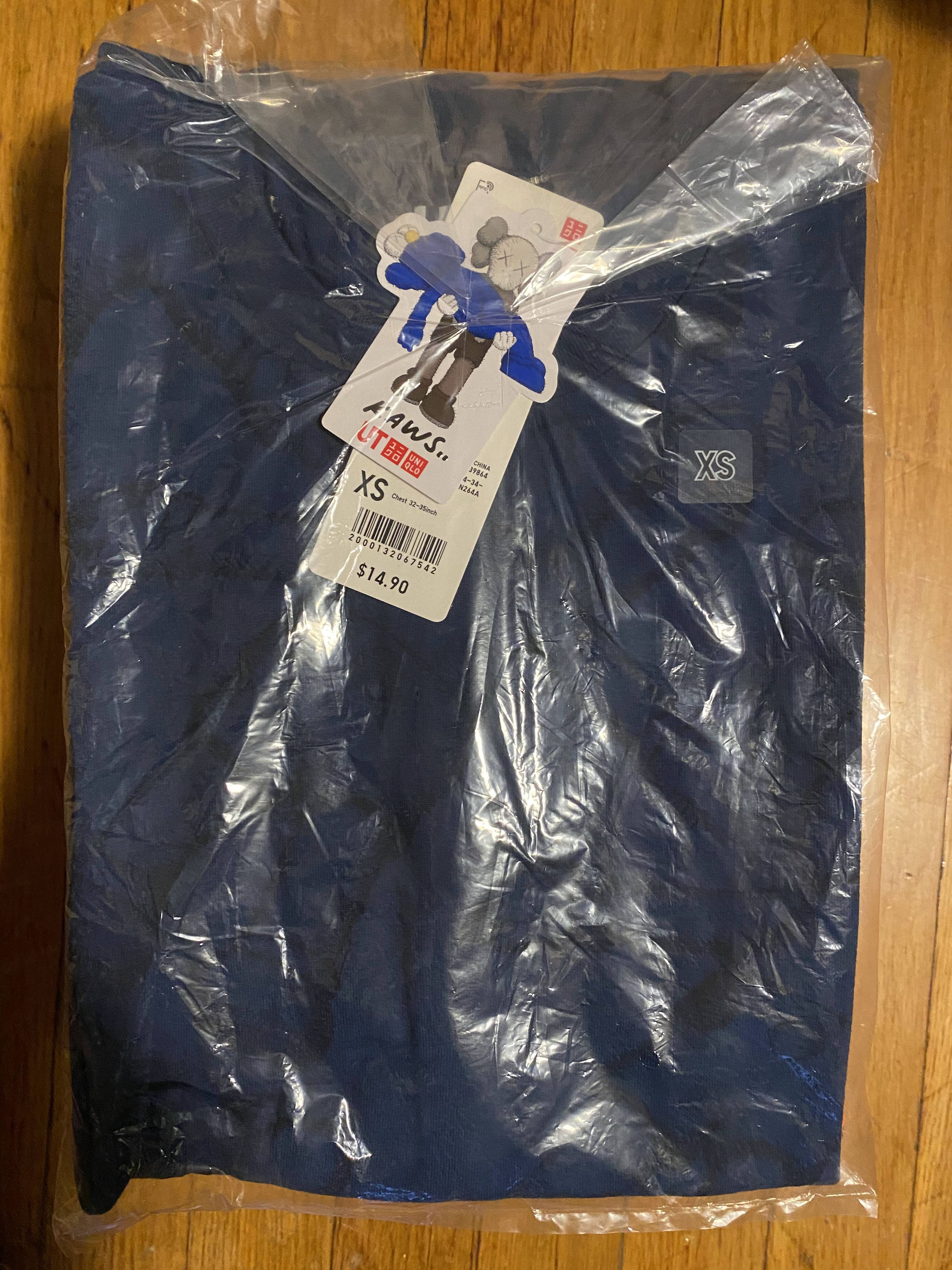 Kaws × Uniqlo KAWS x Uniqlo All Over Print Tee Size XS Size US XS / EU 42 / 0 - 1 Thumbnail