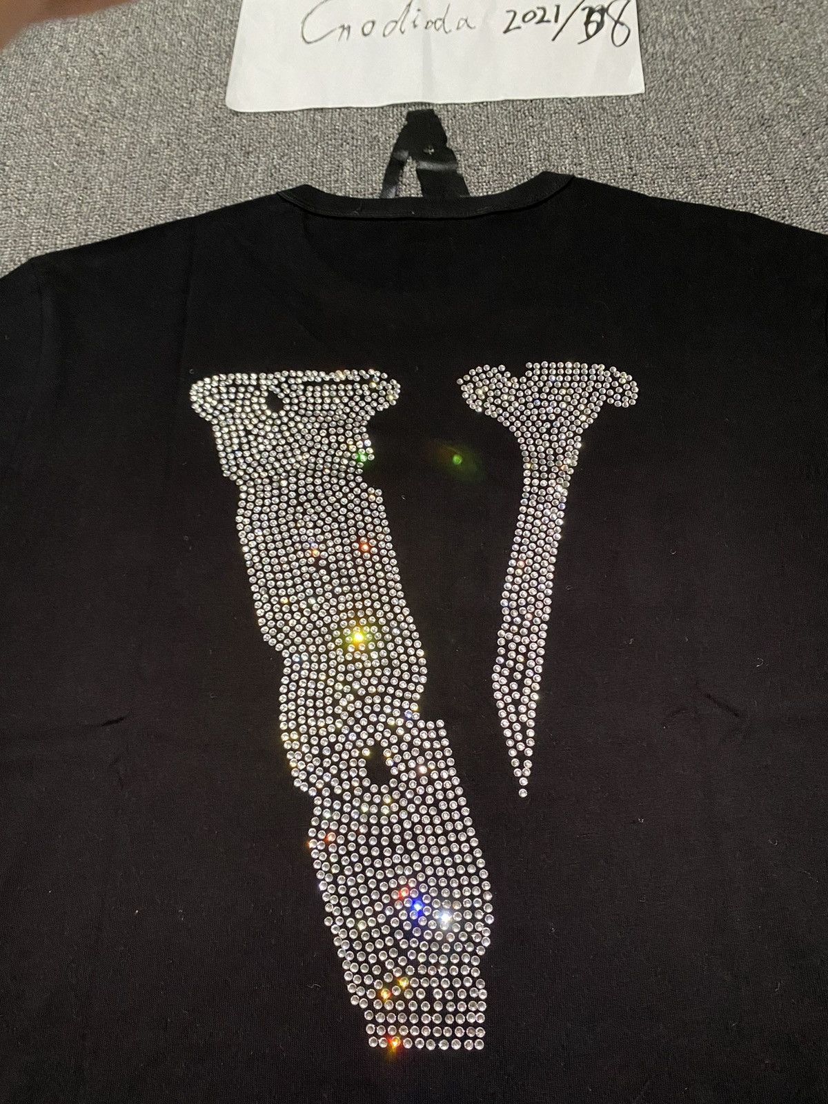 Vlone DS vlone Rhinestone friends tee Size US M / EU 48-50 / 2 - 4 Thumbnail