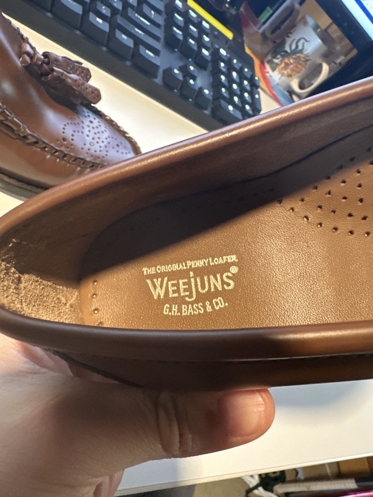 G.H. Bass & Co. Weejuns Estelle Brogue Size US 7 / EU 40 - 2 Thumbnail