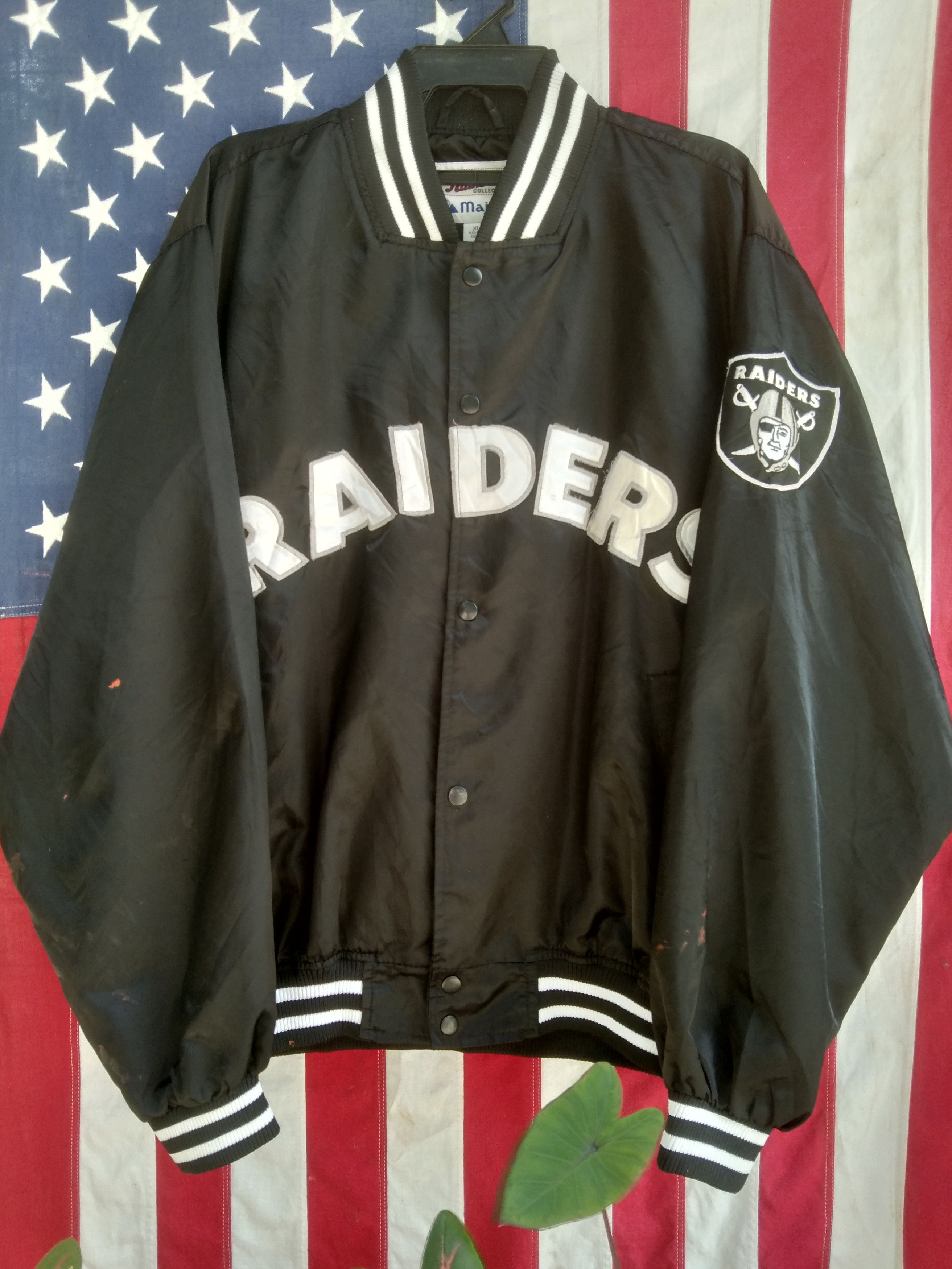 NFL VINTAGE RAIDERS SPELL OUT EMBROIDERY JACKET Size US XXL / EU 58 / 5 - 4 Thumbnail