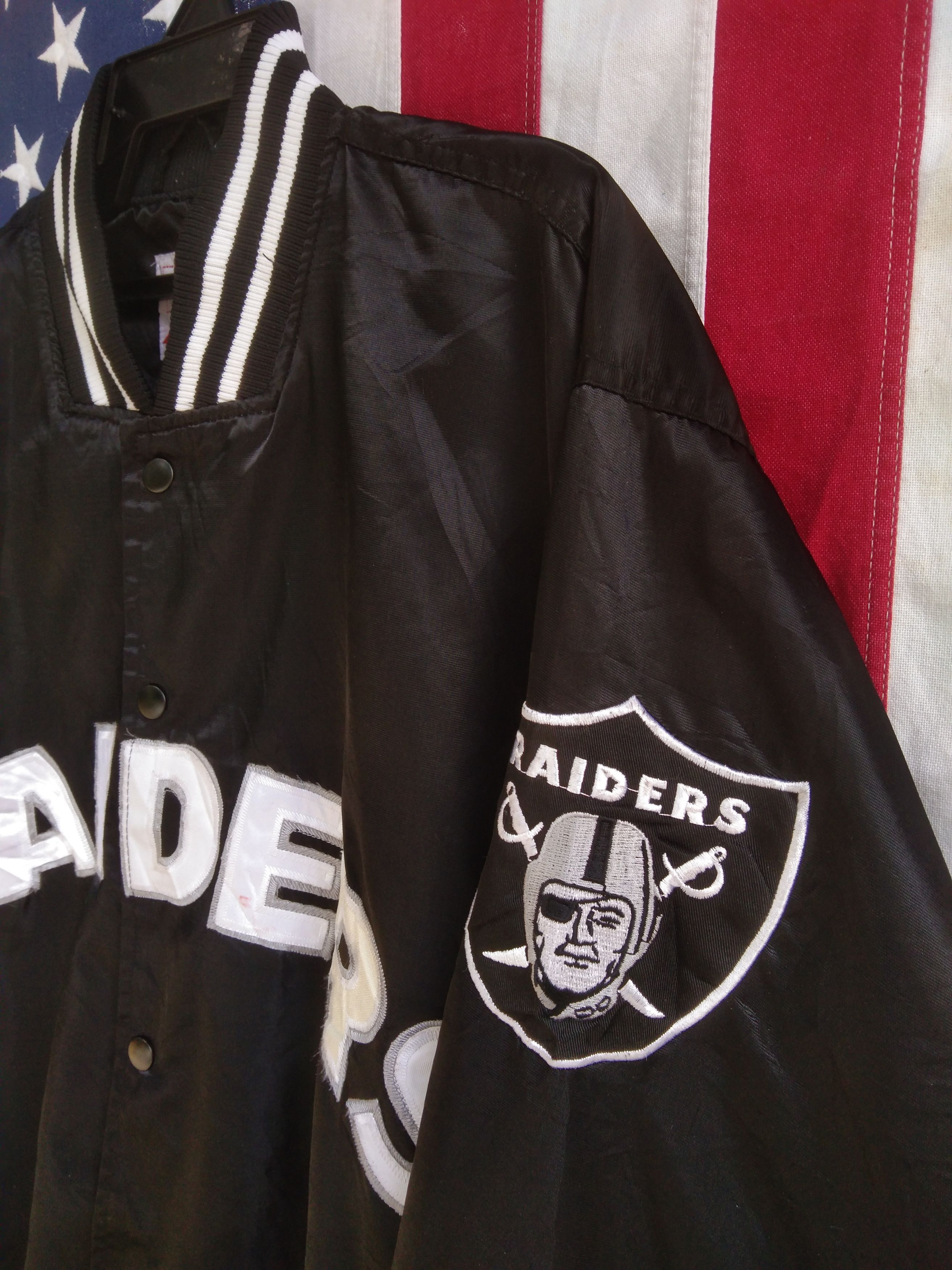 NFL VINTAGE RAIDERS SPELL OUT EMBROIDERY JACKET Size US XXL / EU 58 / 5 - 9 Thumbnail