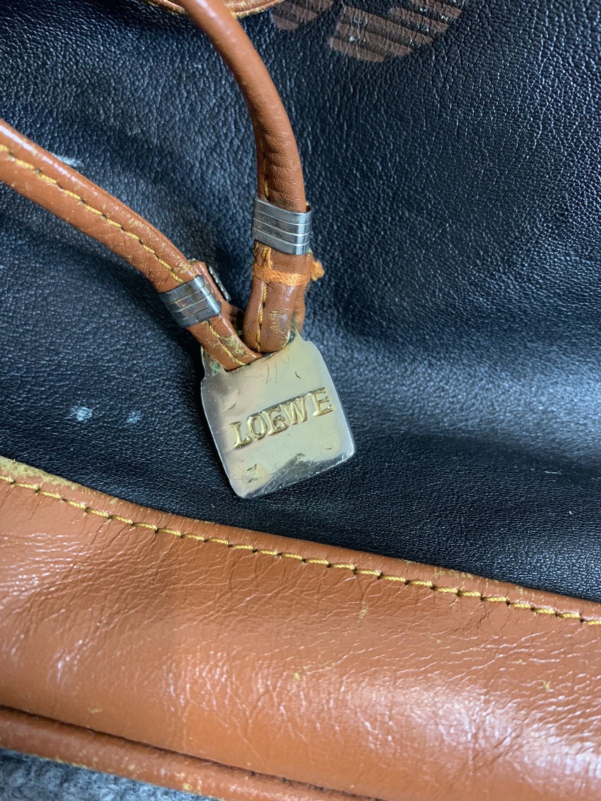 Loewe Vintage Loewe leather bucket bag Size ONE SIZE - 4 Thumbnail