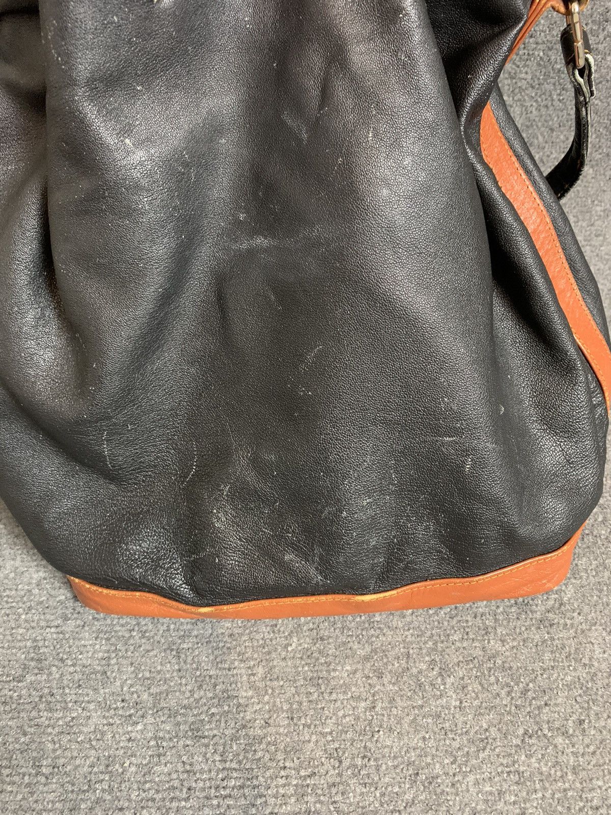 Loewe Vintage Loewe leather bucket bag Size ONE SIZE - 6 Thumbnail