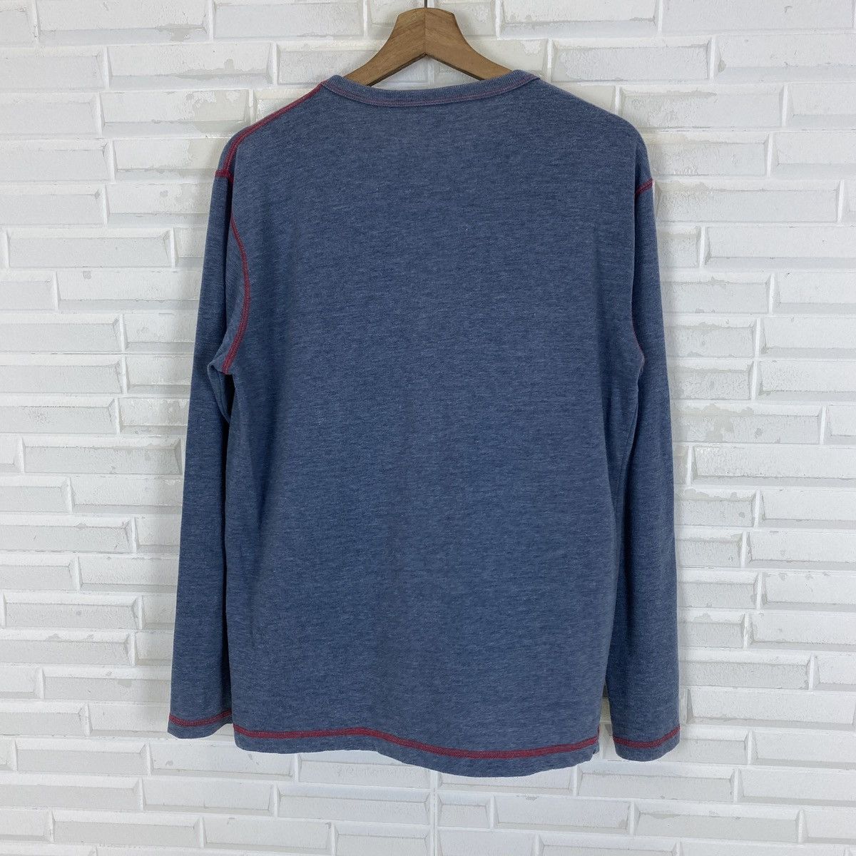 Converse 🔥LAST PRICE🔥 RARE ❗️Converse Embossed Logo Long Sleeve Tee Size US L / EU 52-54 / 3 - 12 Thumbnail