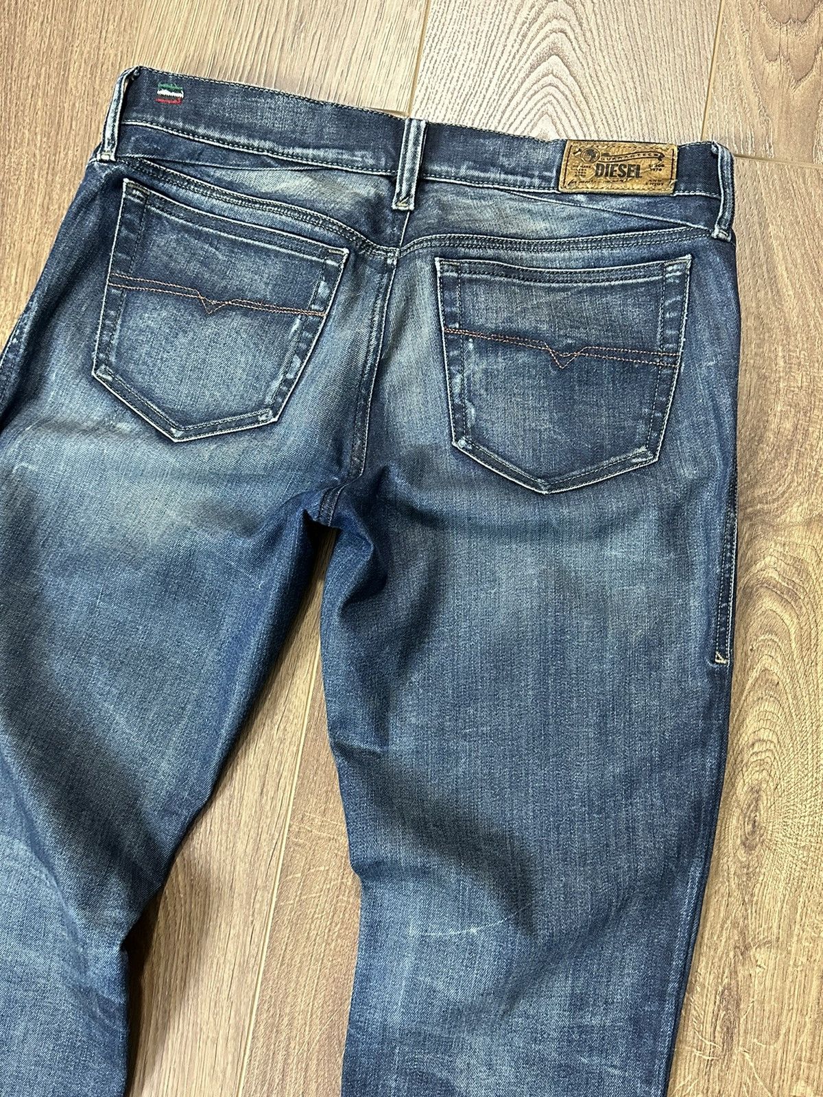 Designer × Vintage Diesel Vintage Washed Distressed Made in Italy Denim Pants Size 30" / US 8 / IT 44 - 8 Thumbnail