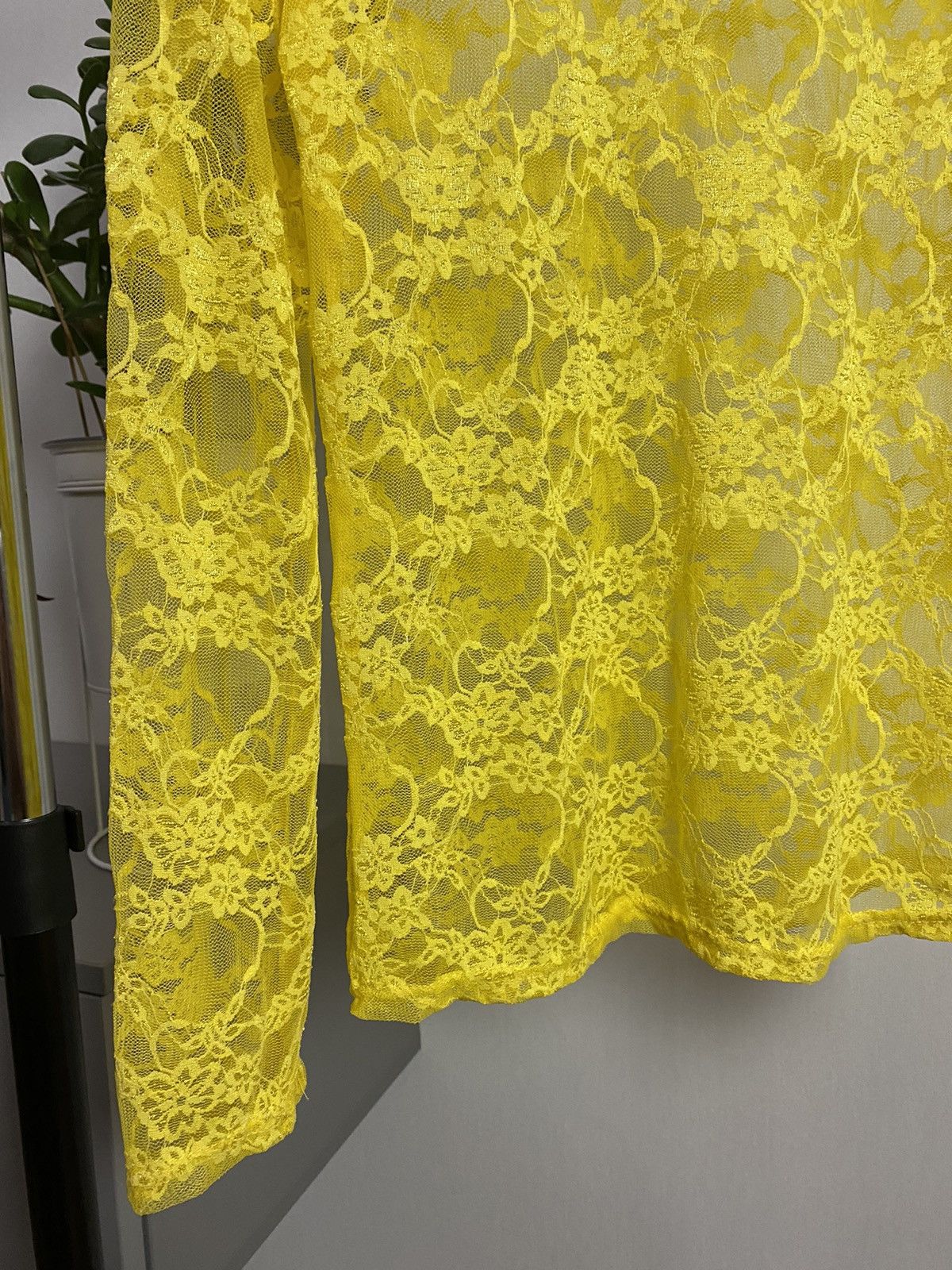 Japanese Brand × Vintage Vintage Mesh Floral Yellow Jumper Size US S / EU 44-46 / 1 - 4 Thumbnail