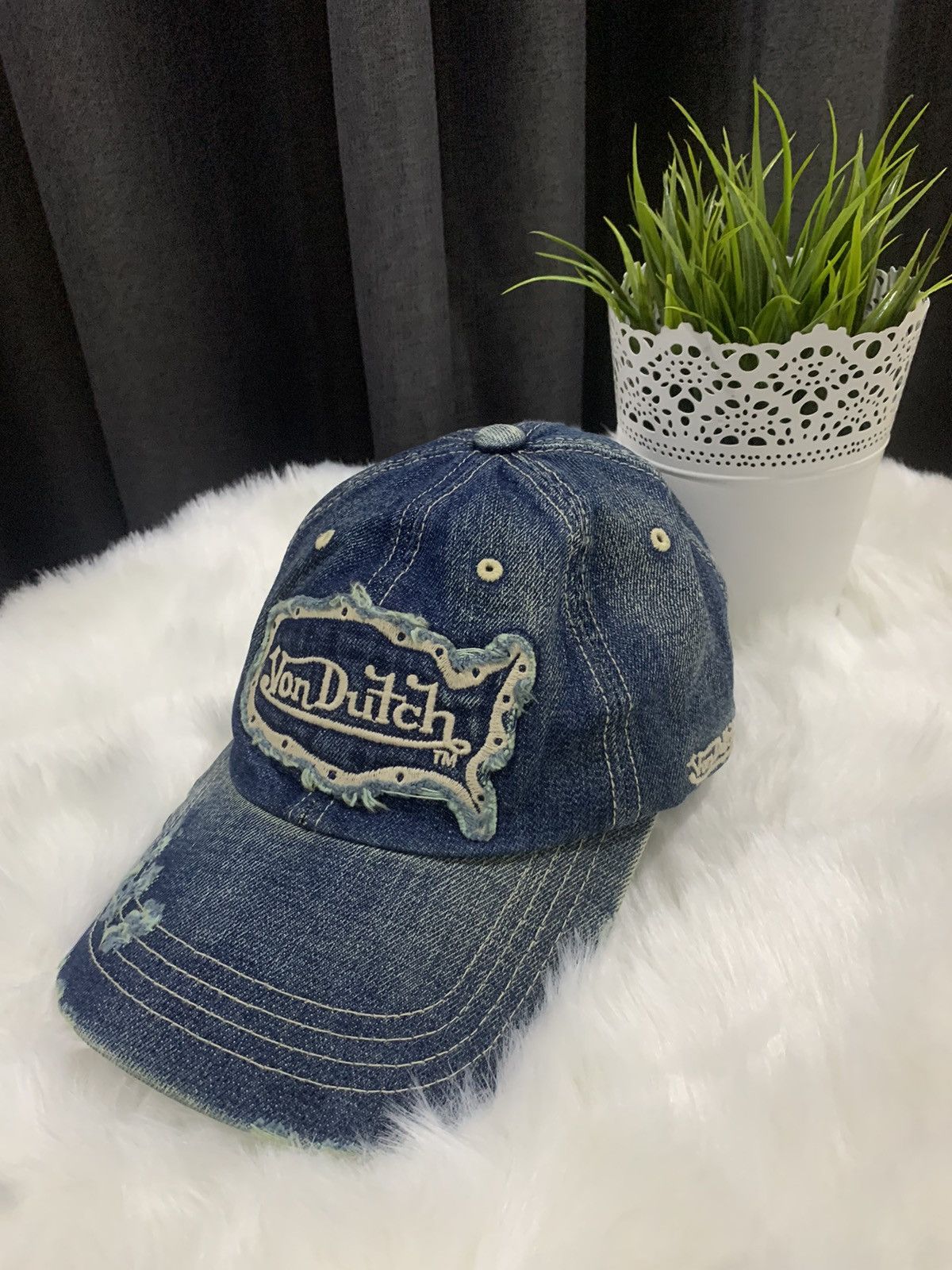 RARE!! Cap VON DUTCH Ripped Style