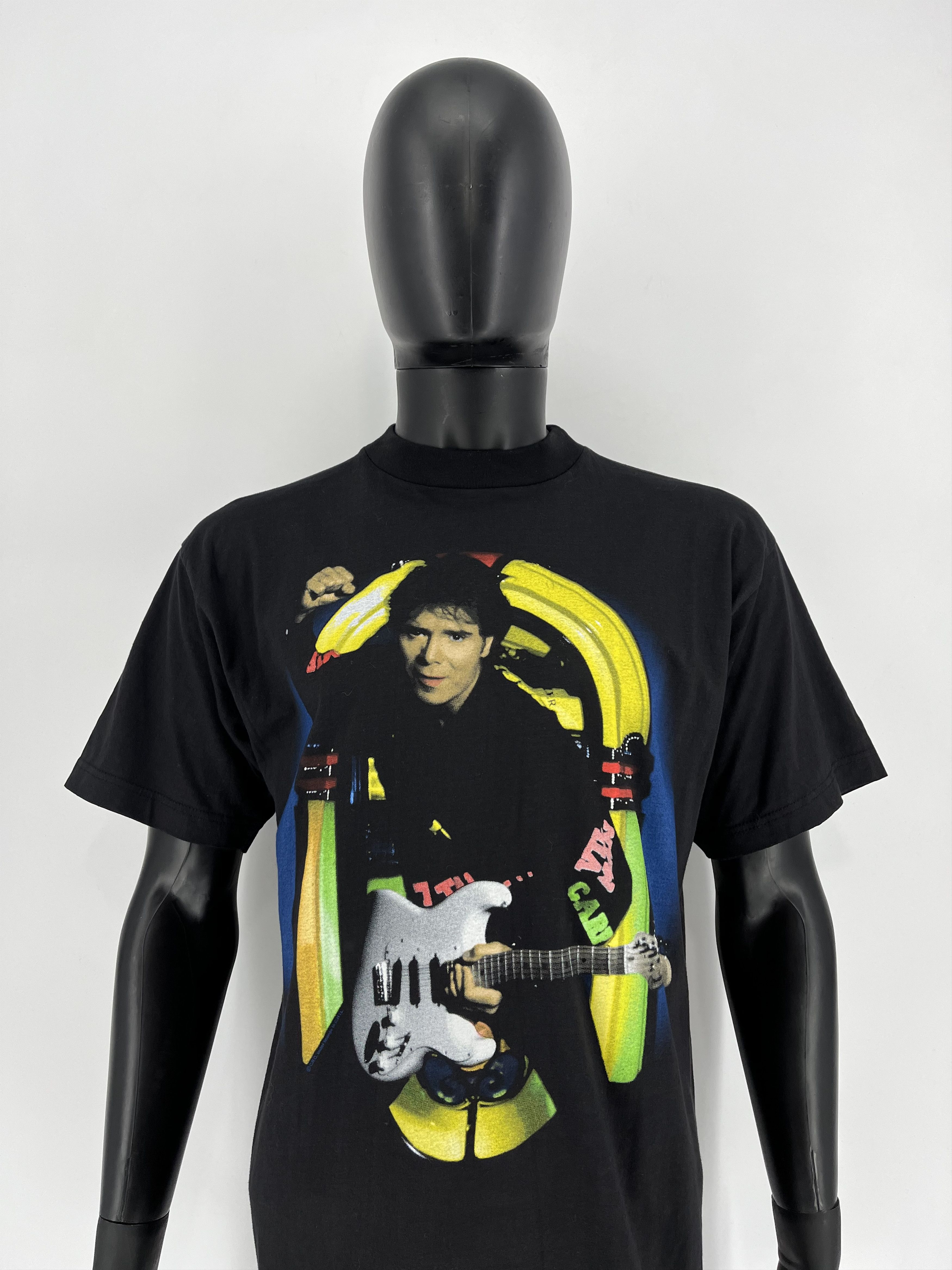 Band Tees Vintage 1994 CLIFF RICHARD Band Tour Rock T-shirt Streetwear Size US L / EU 52-54 / 3 - 6 Thumbnail