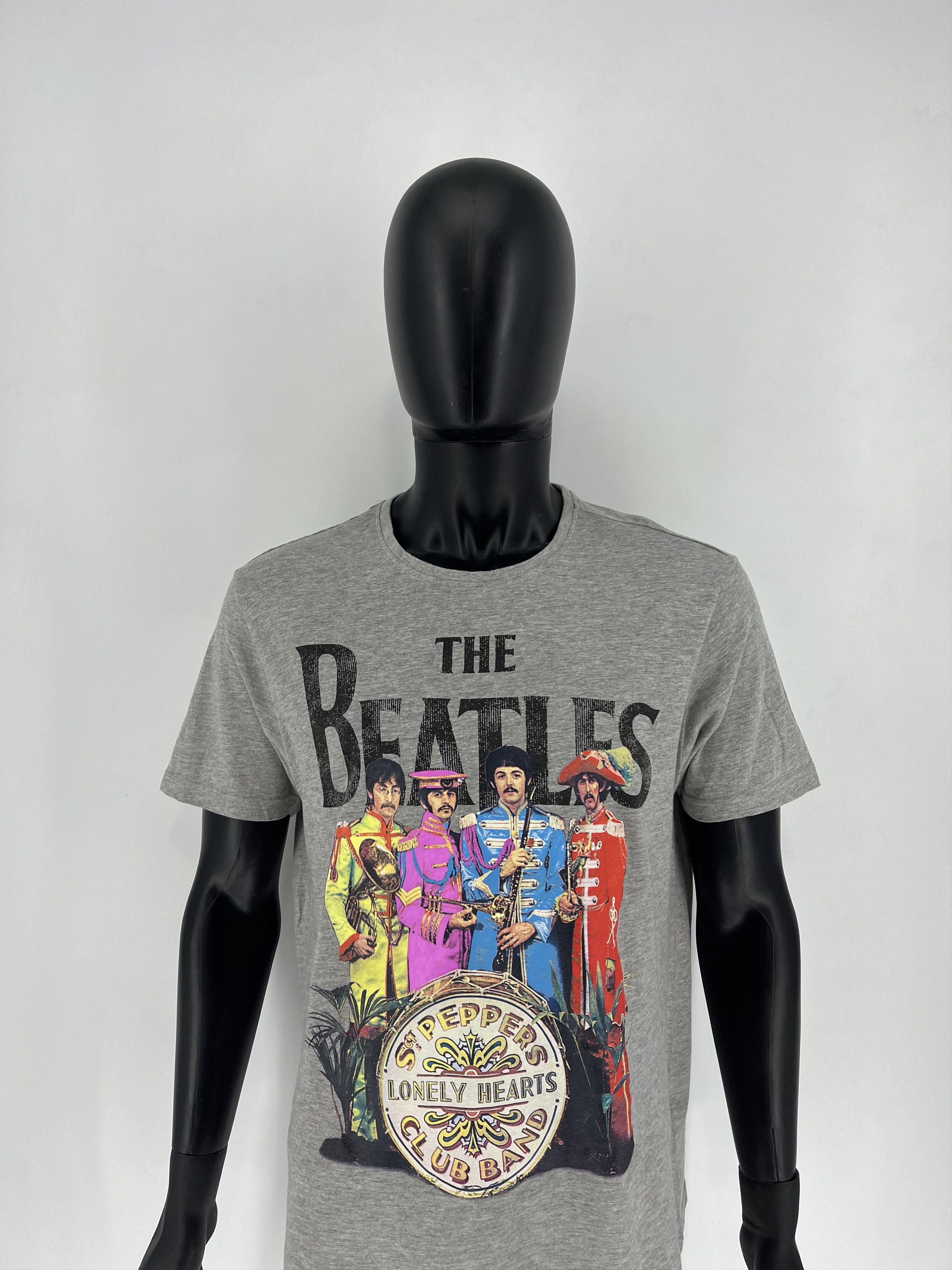 Band Tees × Vintage Vintage Y2K The Beatles Submarine Thrashed Rock Streetwear Size US L / EU 52-54 / 3 - 1 Thumbnail