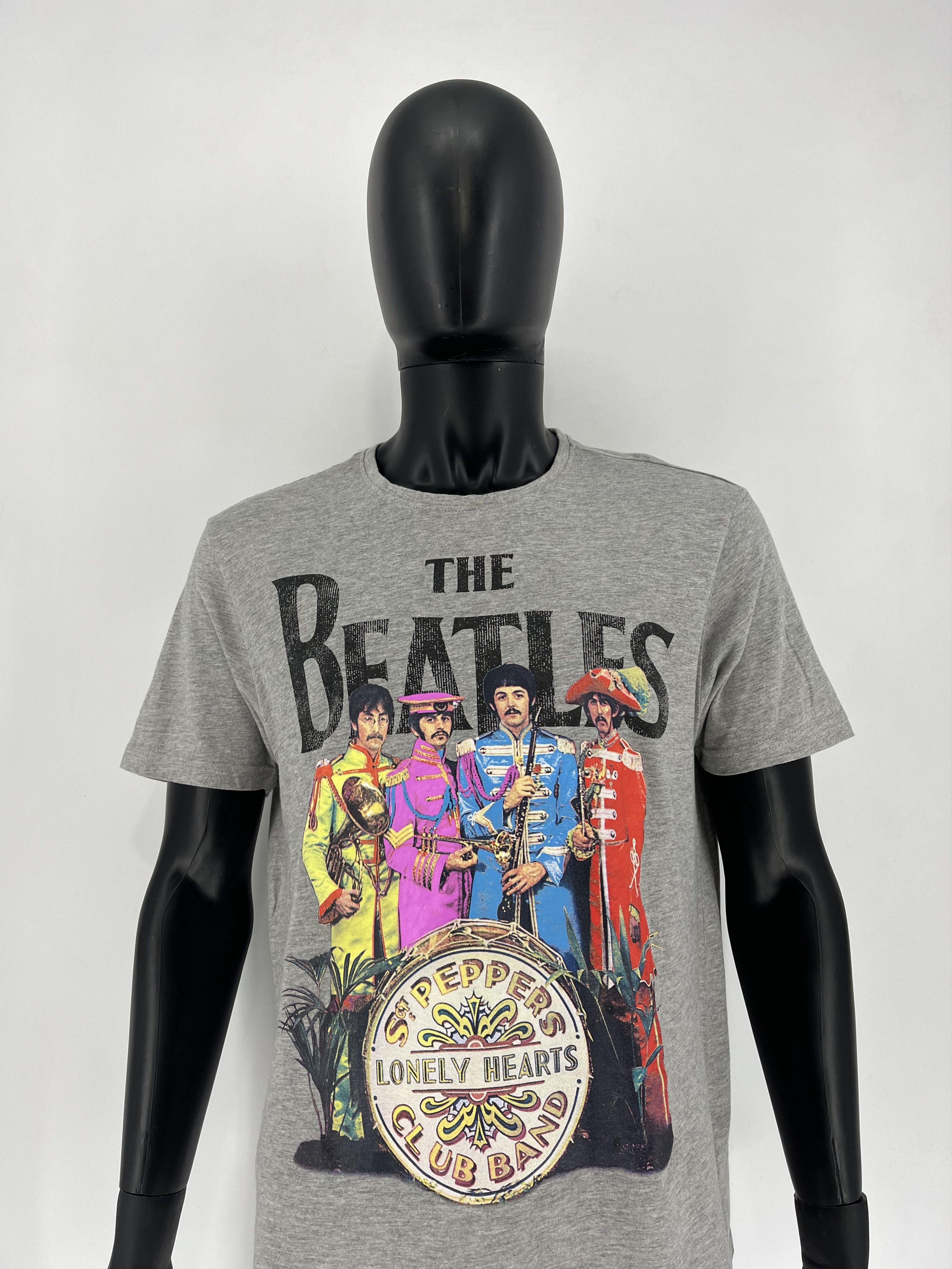 Band Tees × Vintage Vintage Y2K The Beatles Submarine Thrashed Rock Streetwear Size US L / EU 52-54 / 3 - 6 Thumbnail