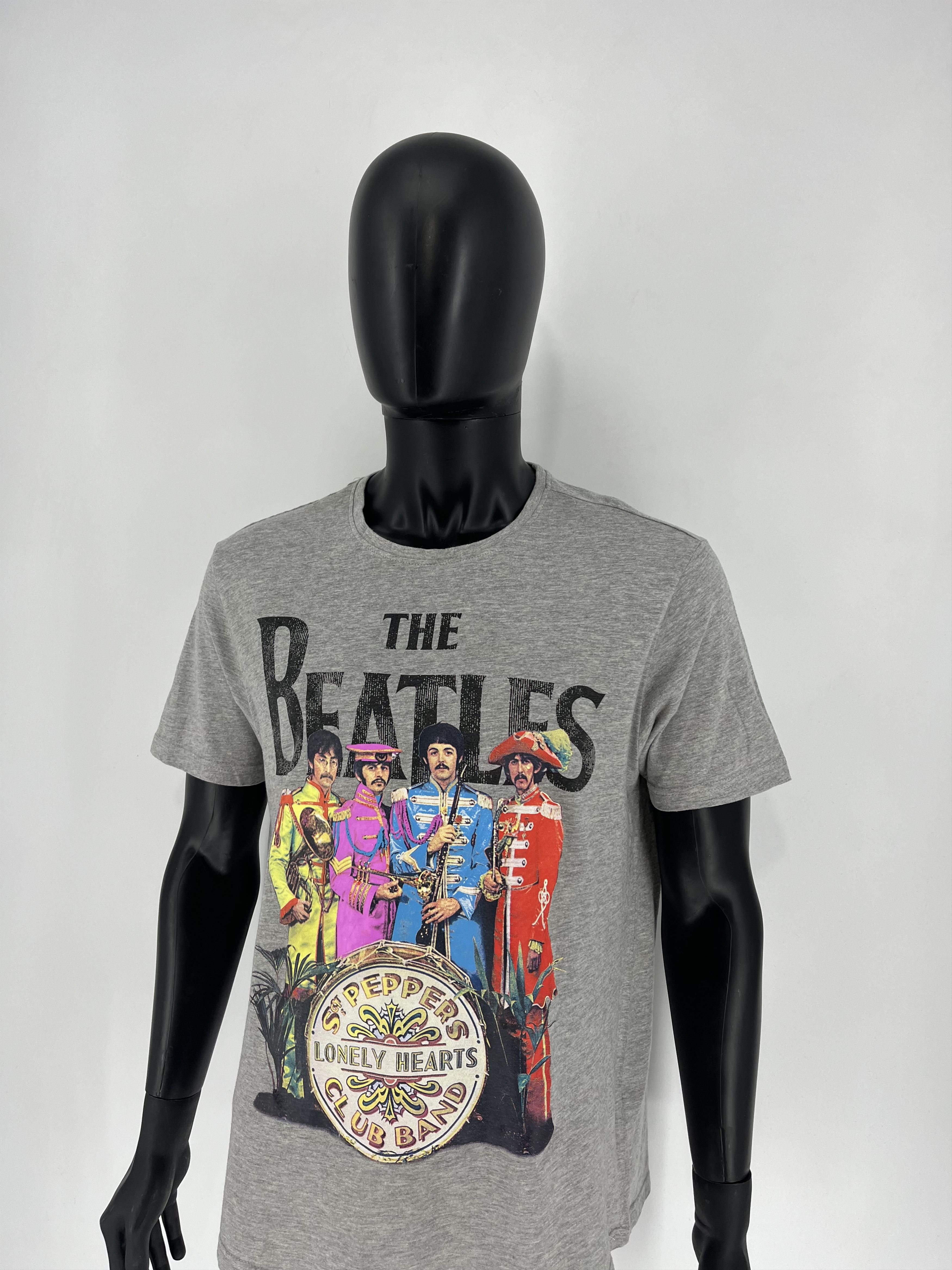 Band Tees × Vintage Vintage Y2K The Beatles Submarine Thrashed Rock Streetwear Size US L / EU 52-54 / 3 - 4 Thumbnail
